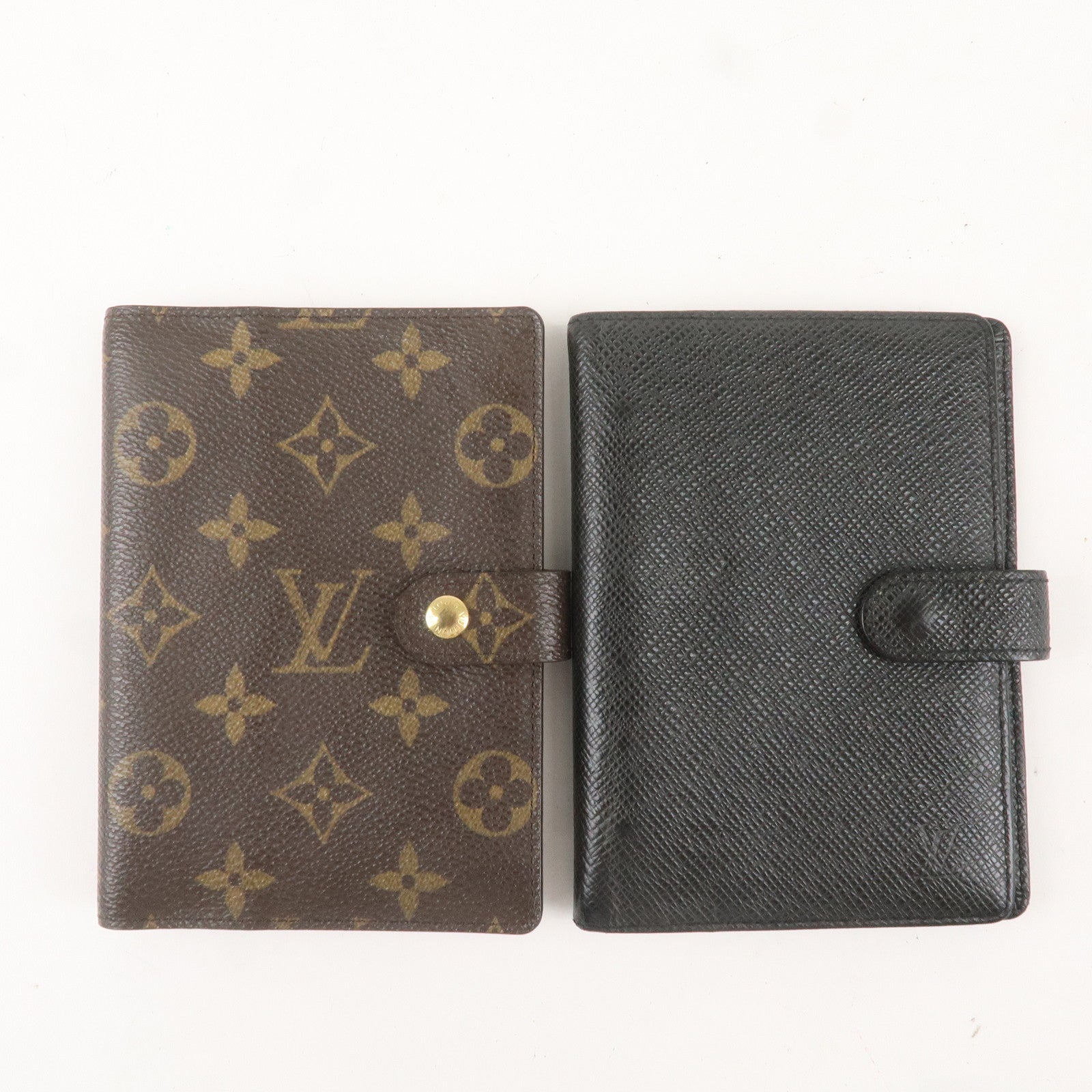 Louis-Vuitton-Set-of-2-Monogram-Taiga-Agenda-PM-Planner-Cover