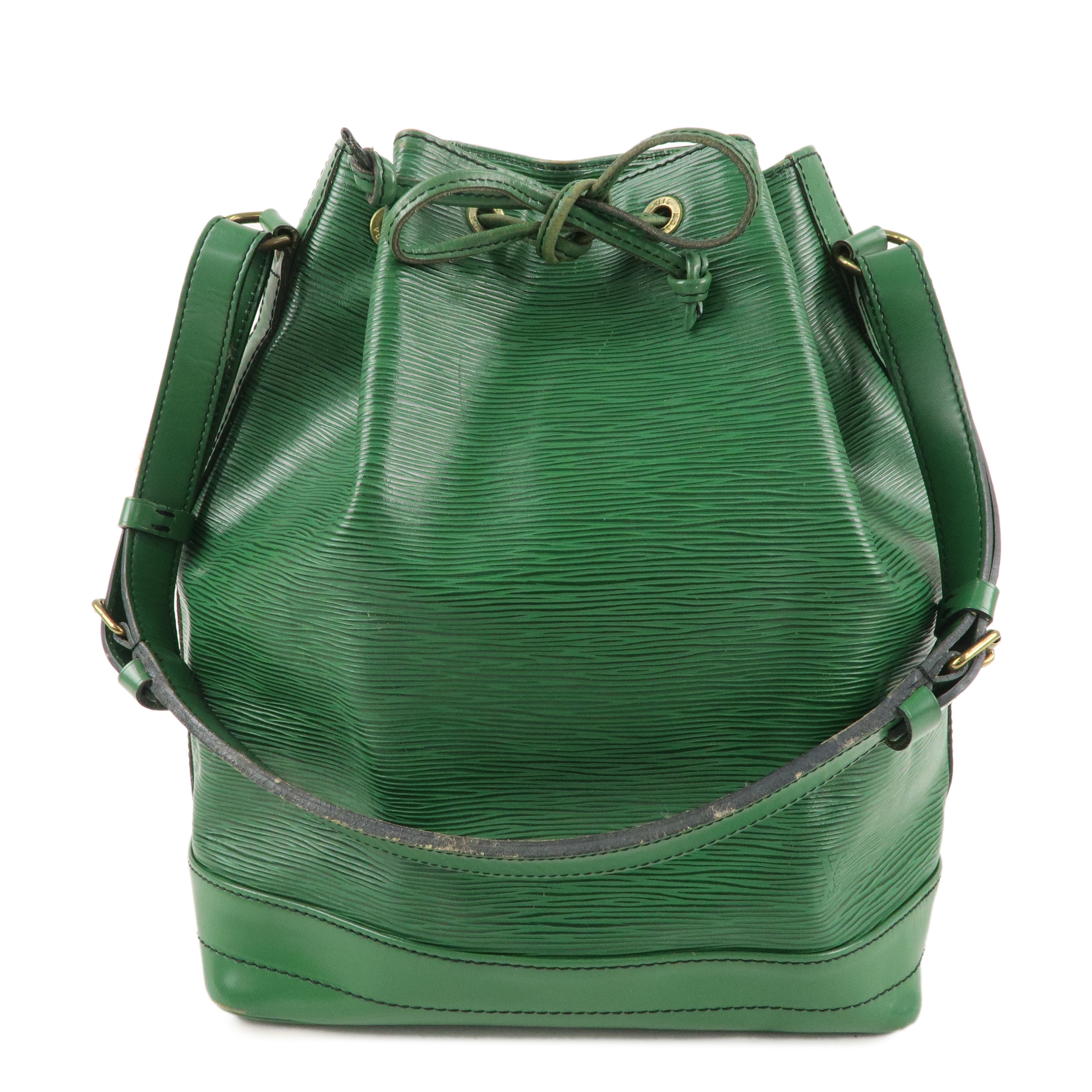 Louis Vuitton Epi Leather Noe Shoulder Bag Borneo Green M44004