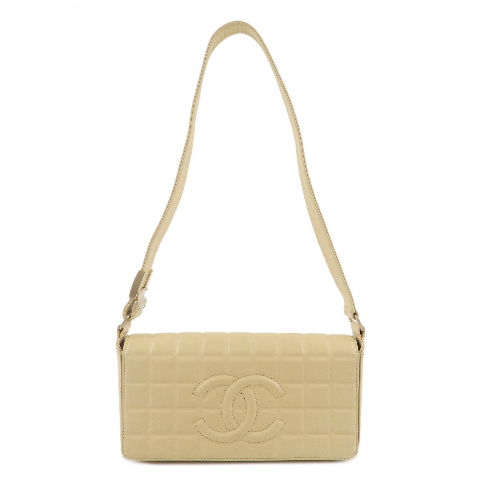 CHANEL-Chocolate-Bar-Lamb-Skin-Shoulder-Bag-Beige