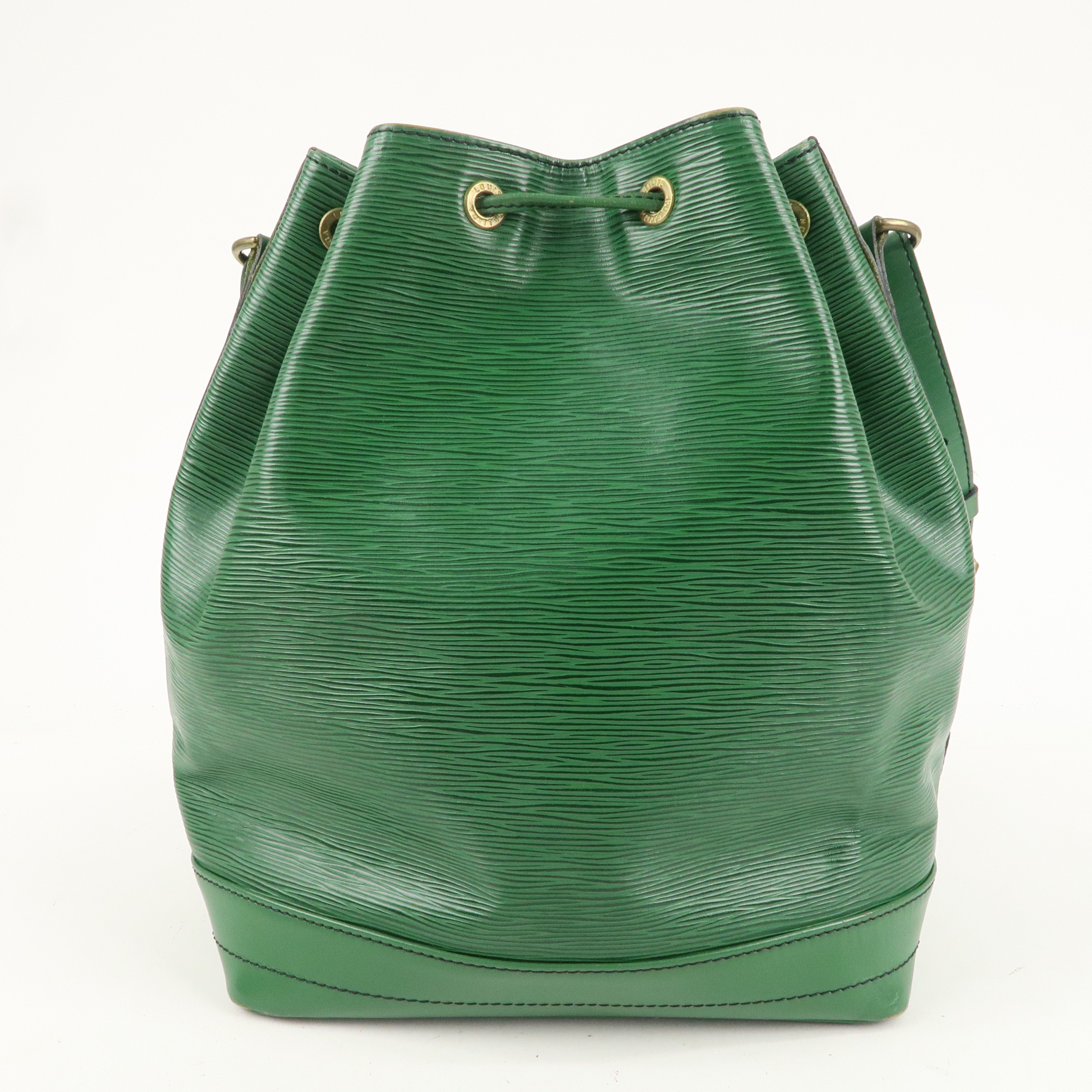 Louis Vuitton Epi Leather Noe Shoulder Bag Borneo Green M44004