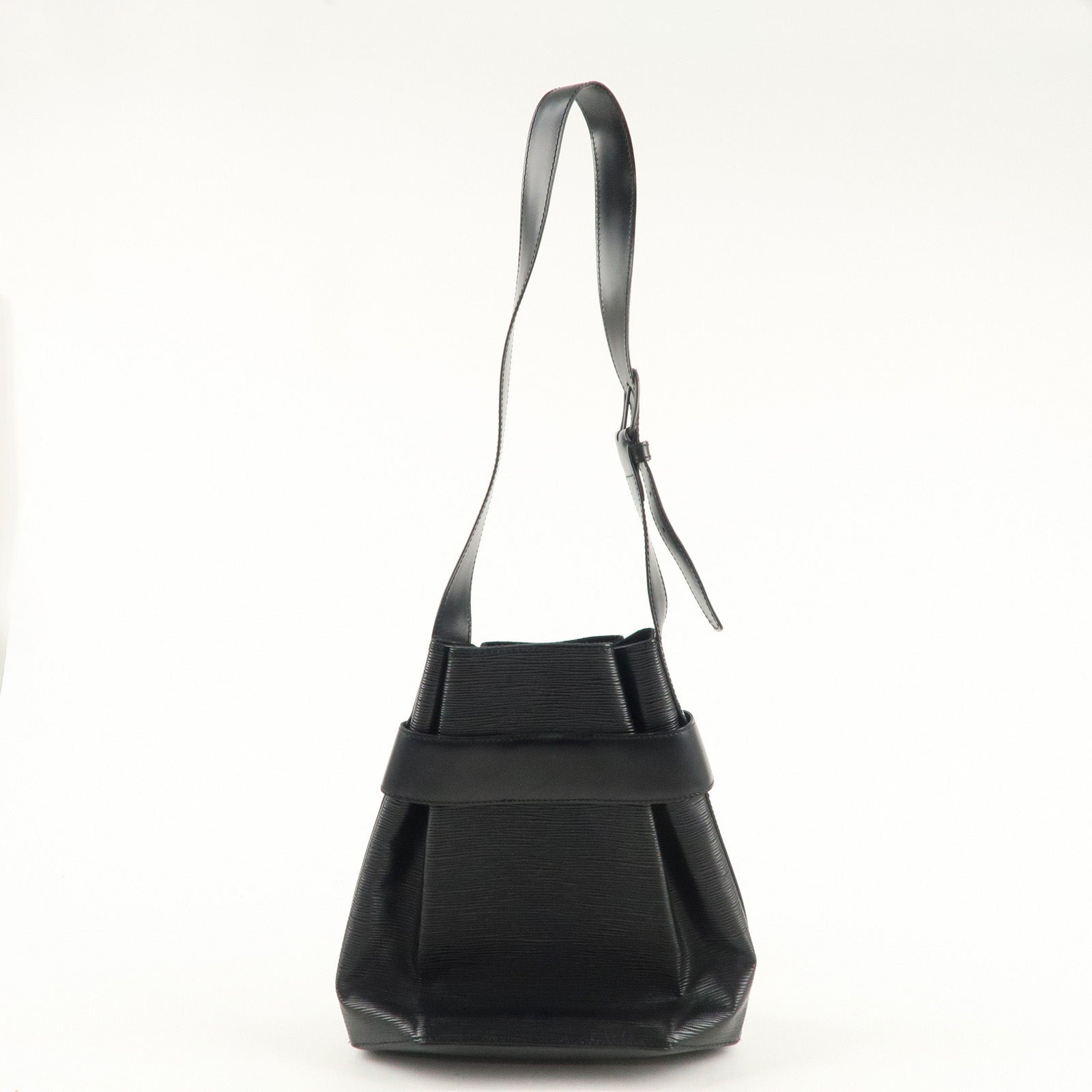 Louis Vuitton Epi Sac D
epaule PM Bucket Bag Noir Black M80157