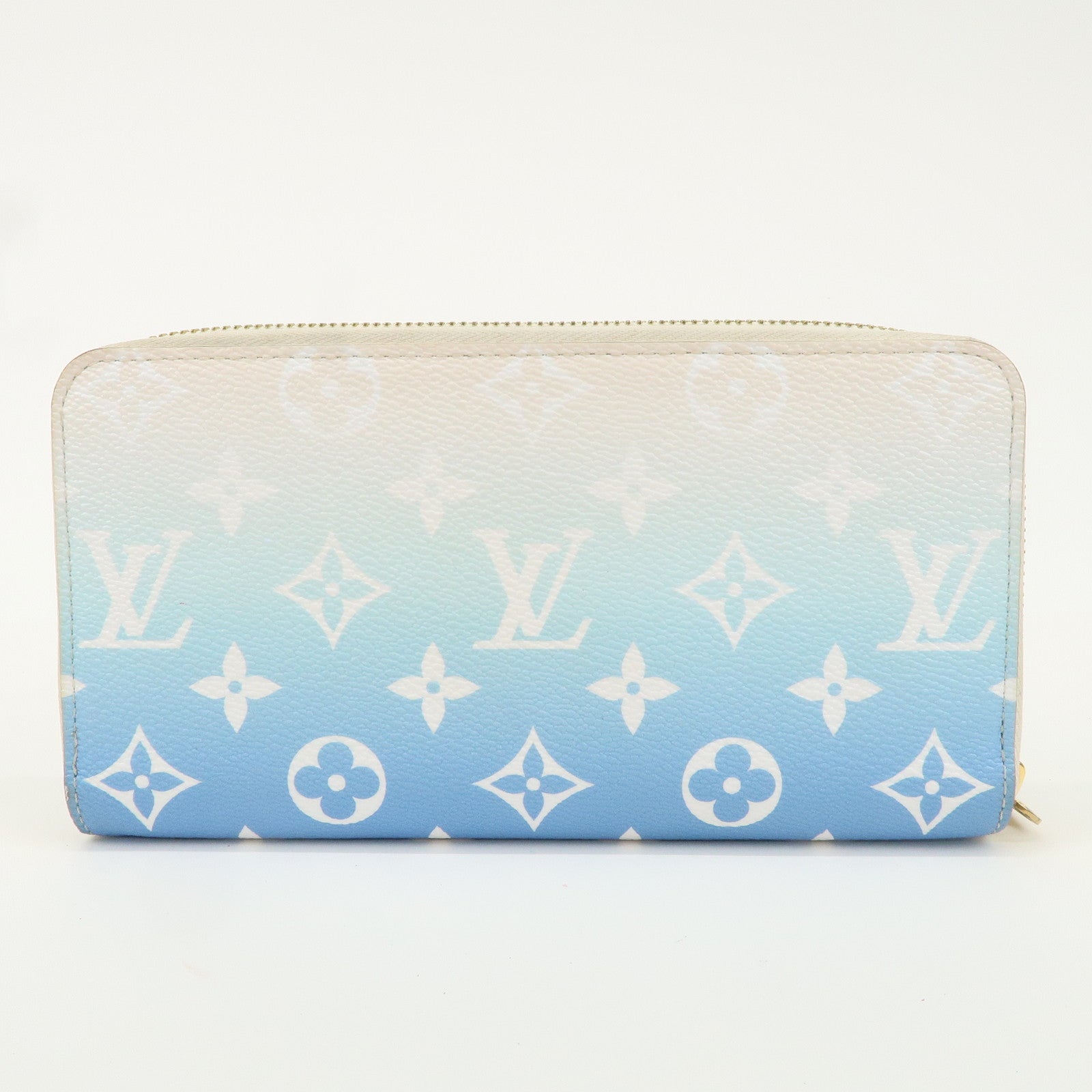 Louis Vuitton Monogram Giant By The Pool Zippy Wallet M80360