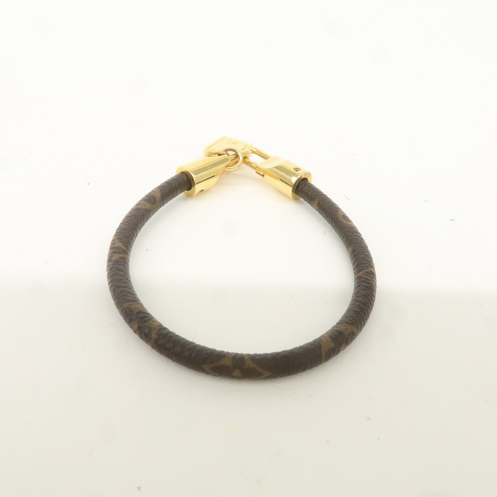 Louis Vuitton Monogram Bracelet Luck It Bangle M6605F