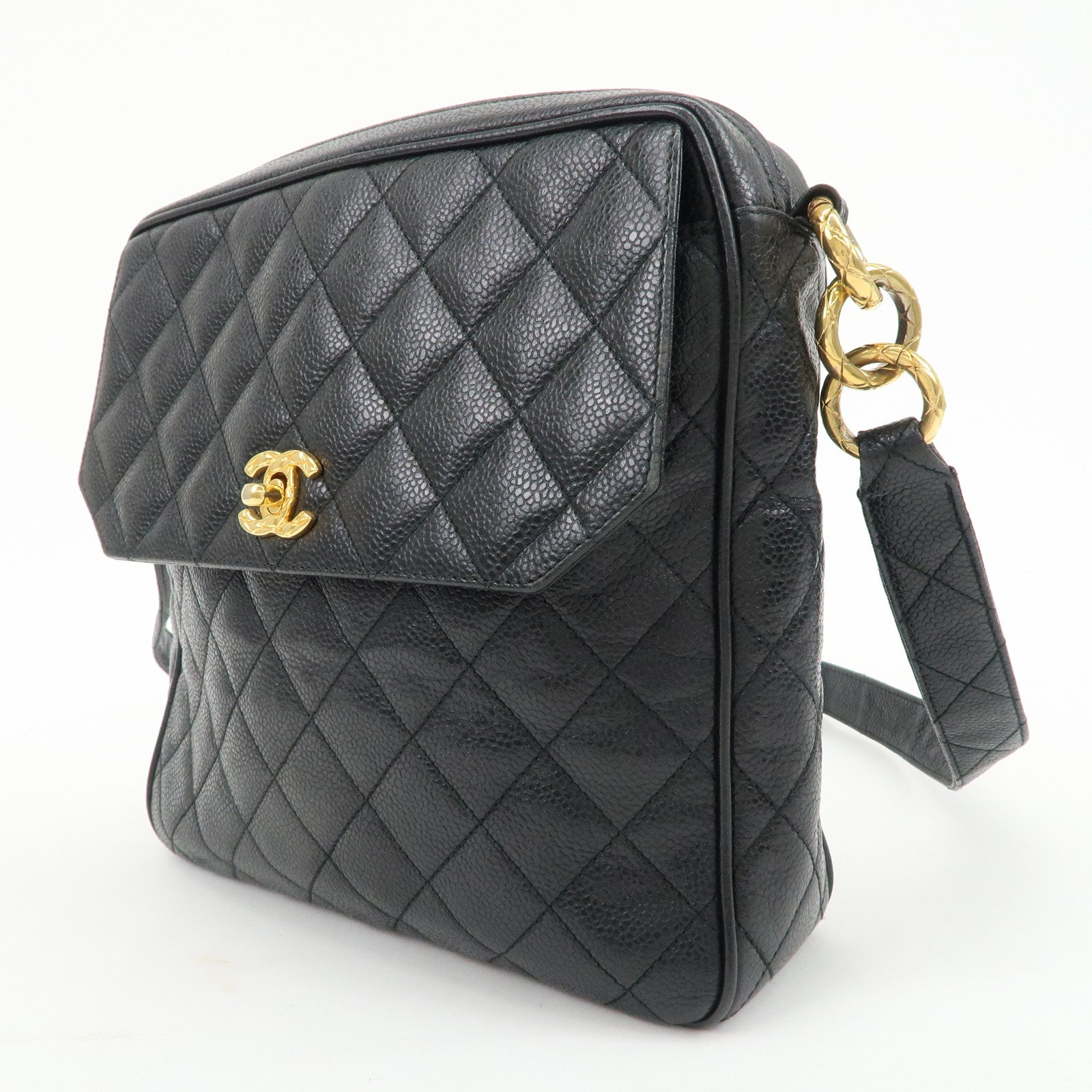 CHANEL Matelasse Caviar Skin Shoulder Bag Black 2944818 Used