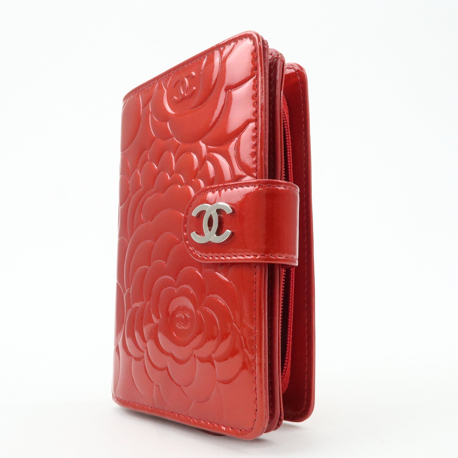 CHANEL Camellia Patent Leather Bi-fold Wallet Red Used