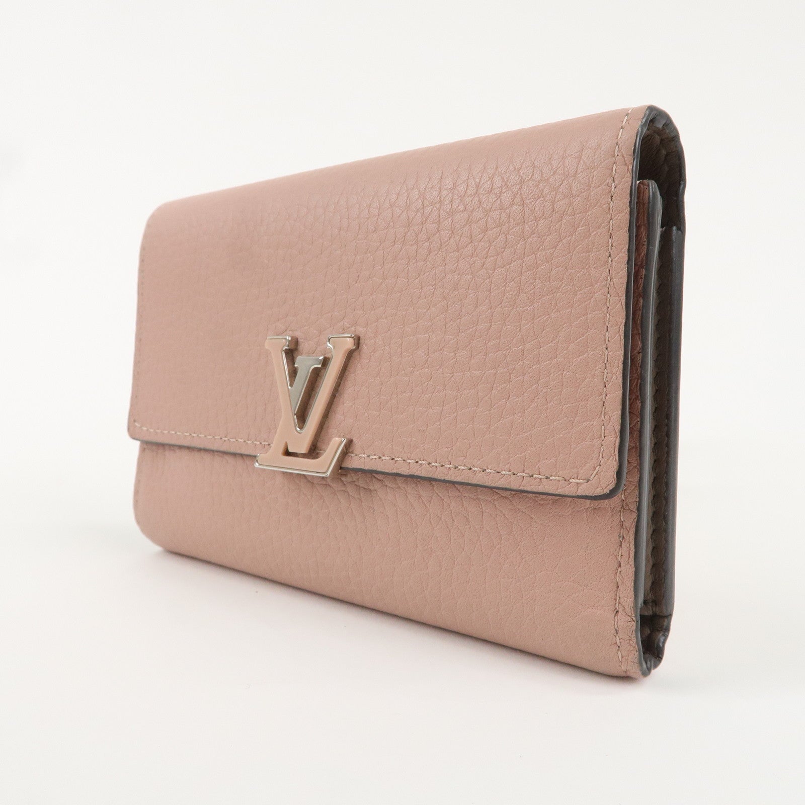 Louis Vuitton Portefeuille Capucine Compact Wallet Magnolia M62156