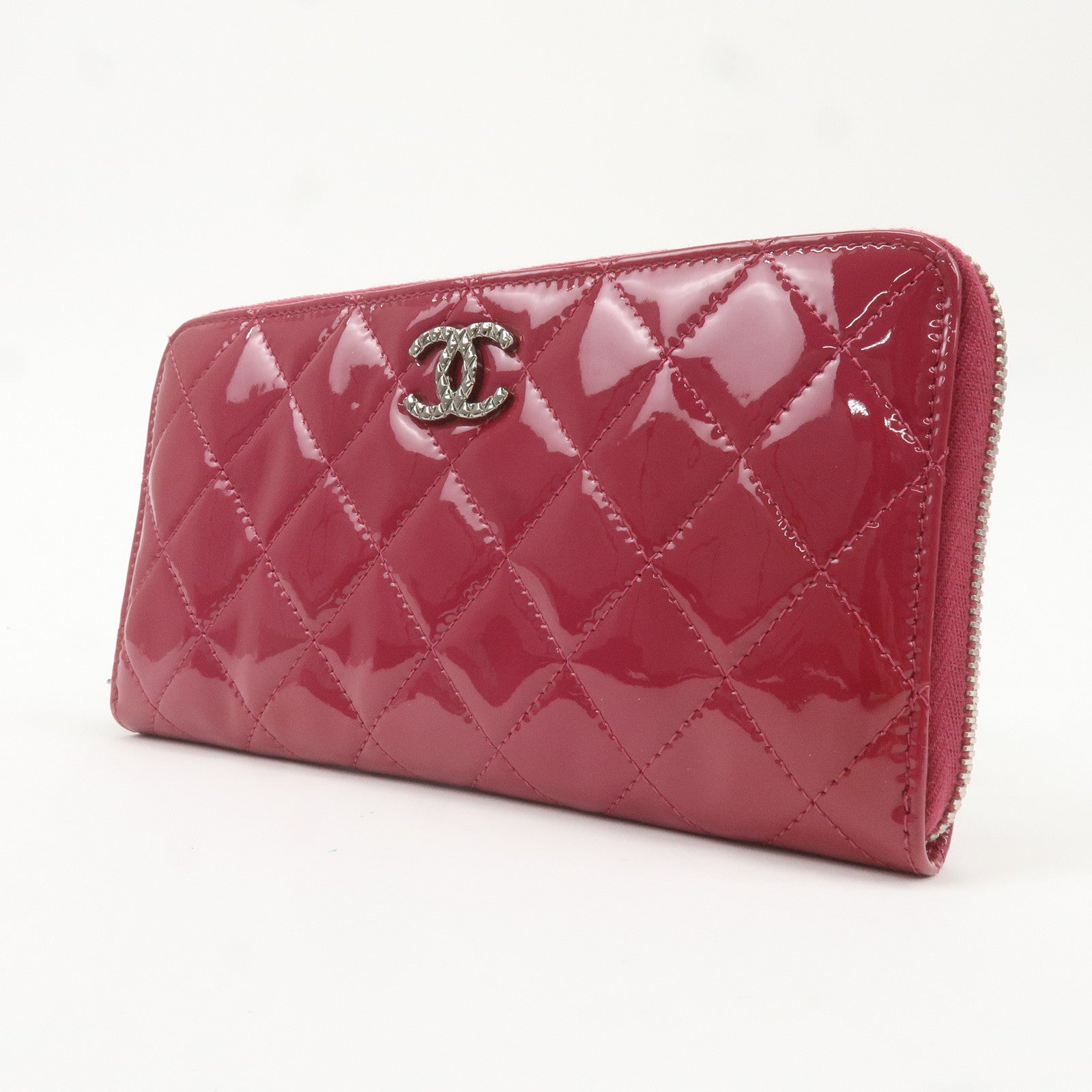 CHANEL Matelasse Patent Leather COCO Mark Round Zipper Long Wallet