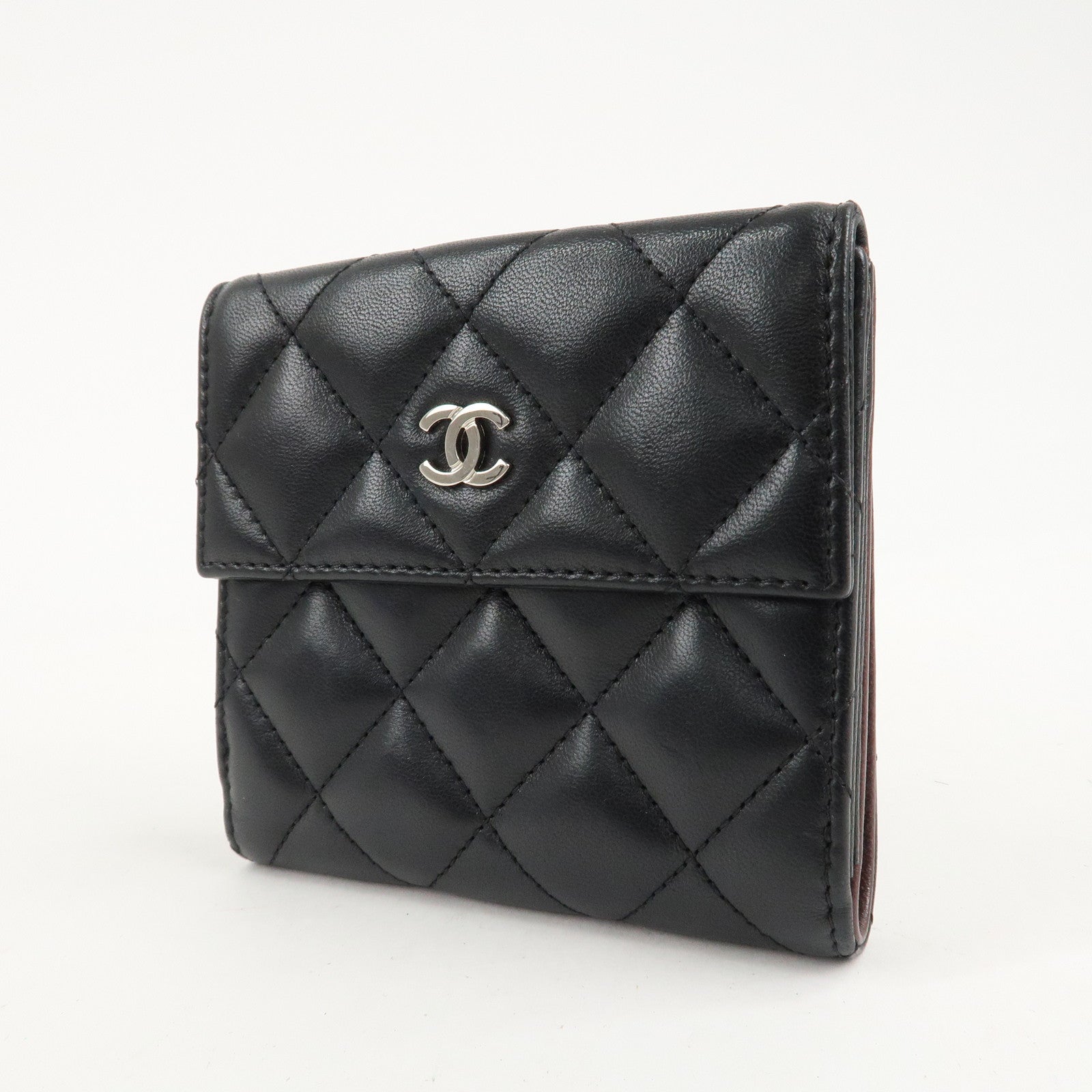 CHANEL Matelasse Lamb Skin Bi-Fold Small Wallet Black A48980 Used