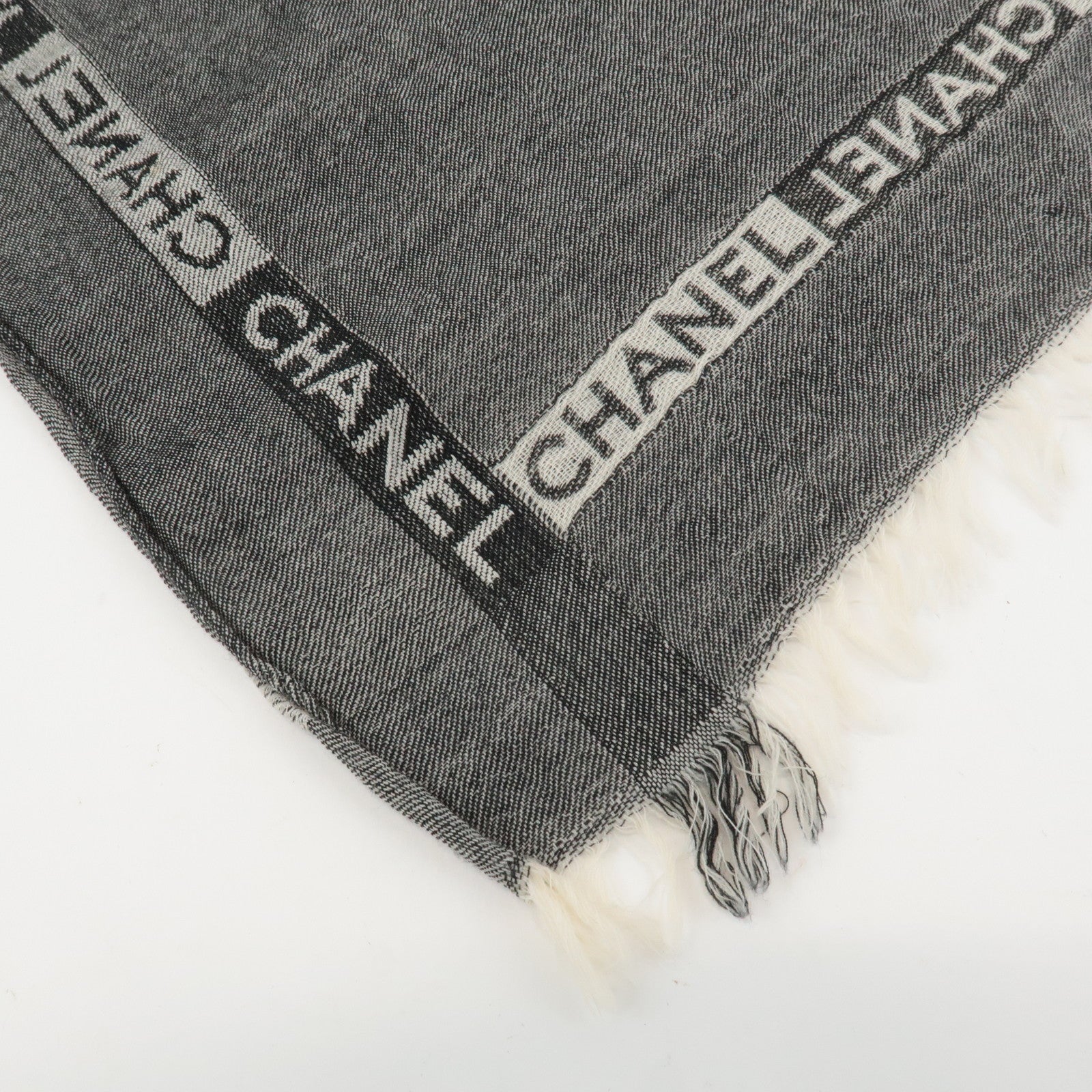 CHANEL Virgin Wool 100% Scarf 195×55 Black Used