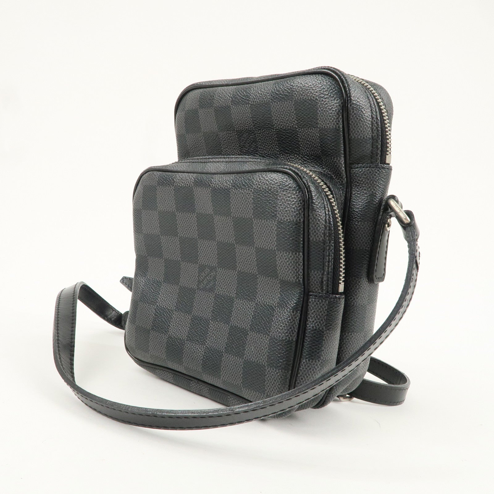 Louis Vuitton Damier Graphite Rem Shoulder Bag Black N41446