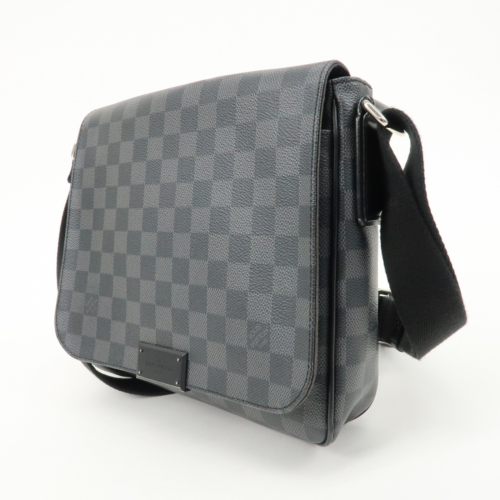 Louis Vuitton Damier Graphite District PM Shoulder Bag N41260 Used