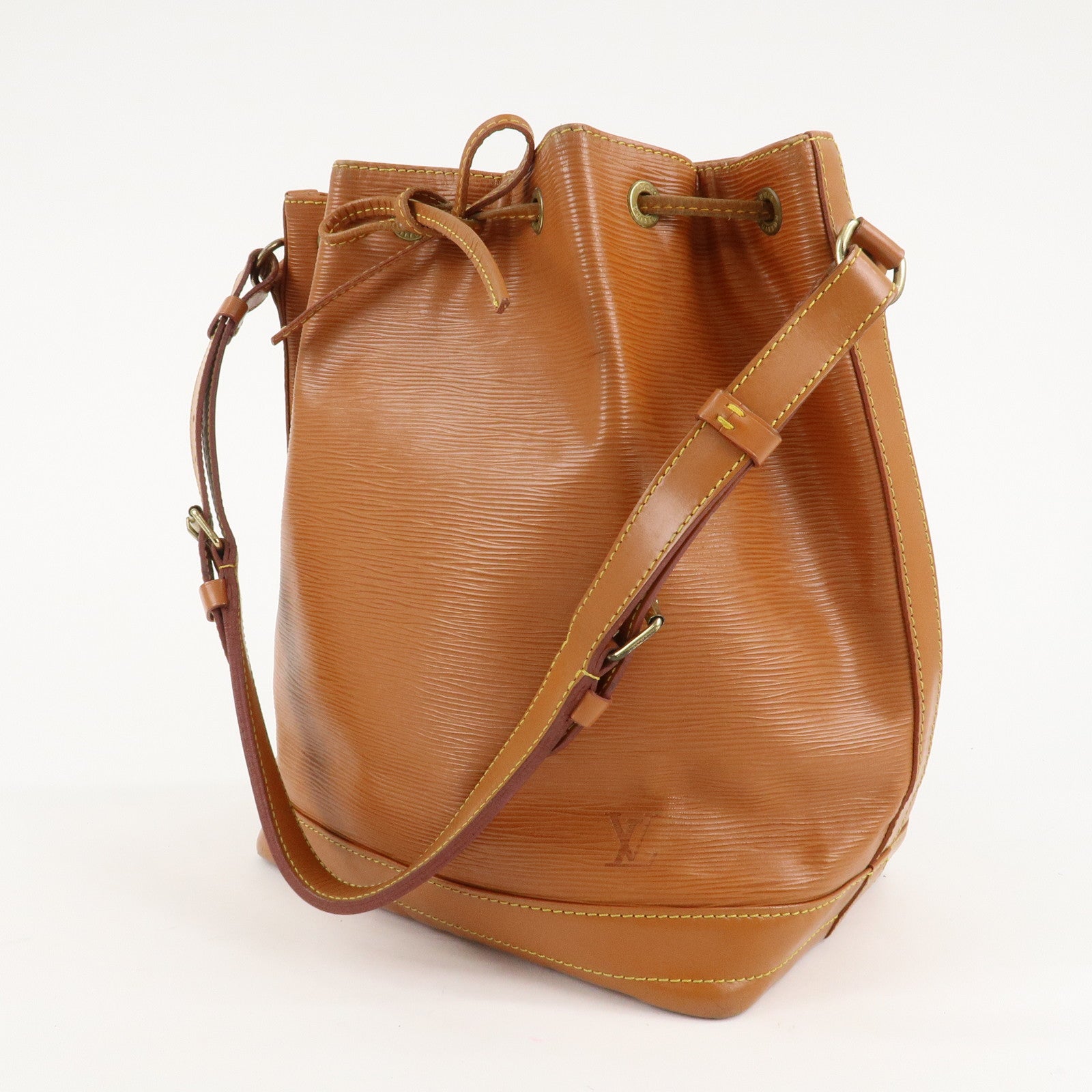 Louis Vuitton Epi Noe Shoulder Bag Kenya Brown M44003