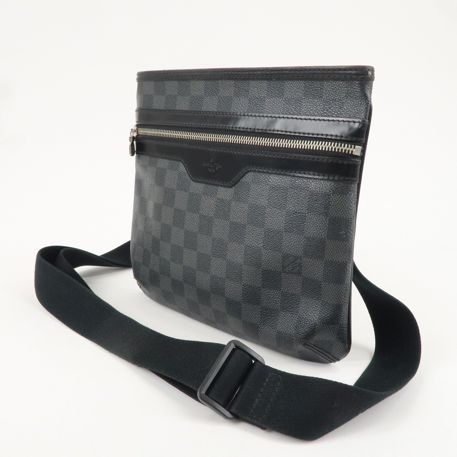 Louis Vuitton Damier Graphite Thomas Shoulder Bag N58028