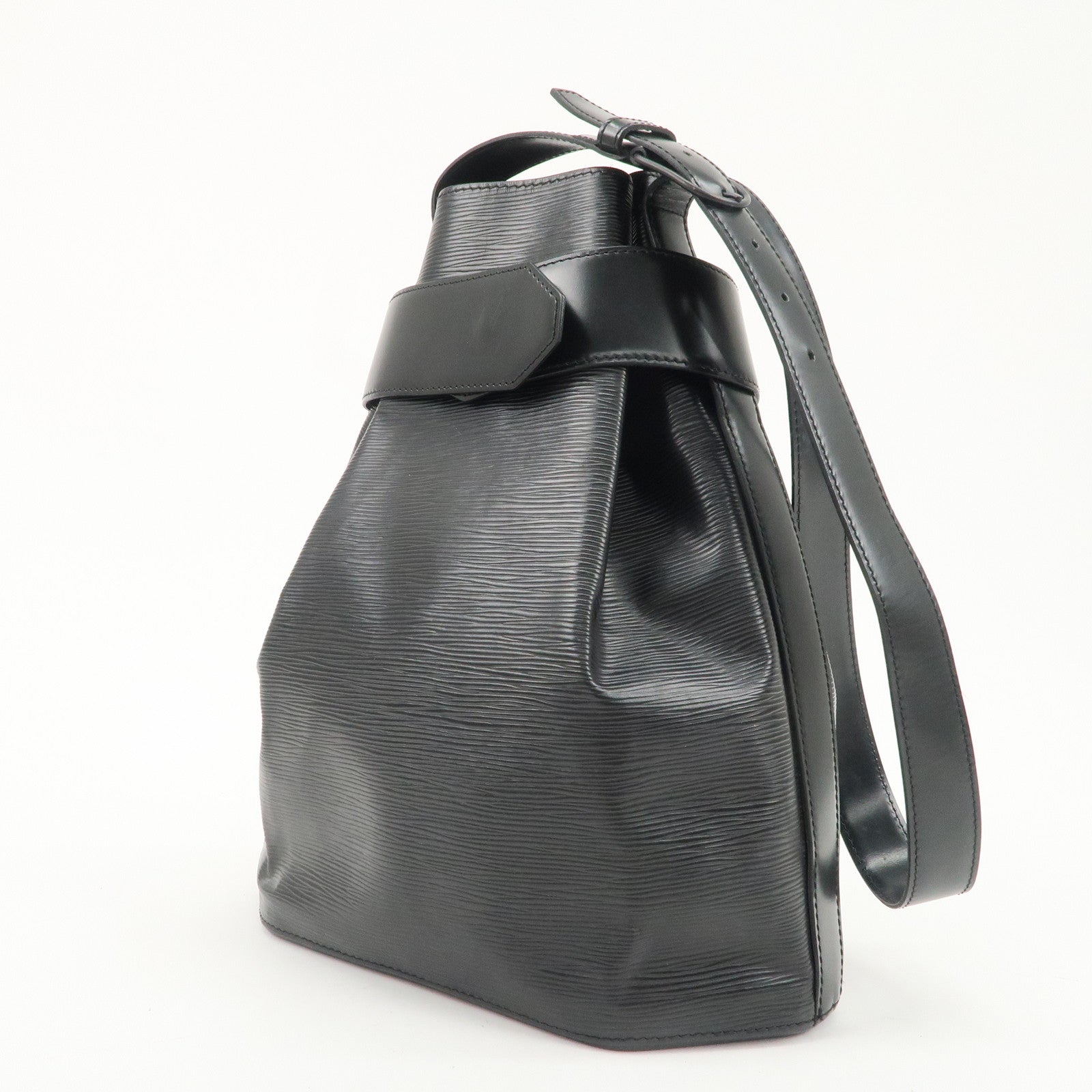 Louis Vuitton Epi Sac D
epaule GM Bucket Bag Noir Black M80155 Used