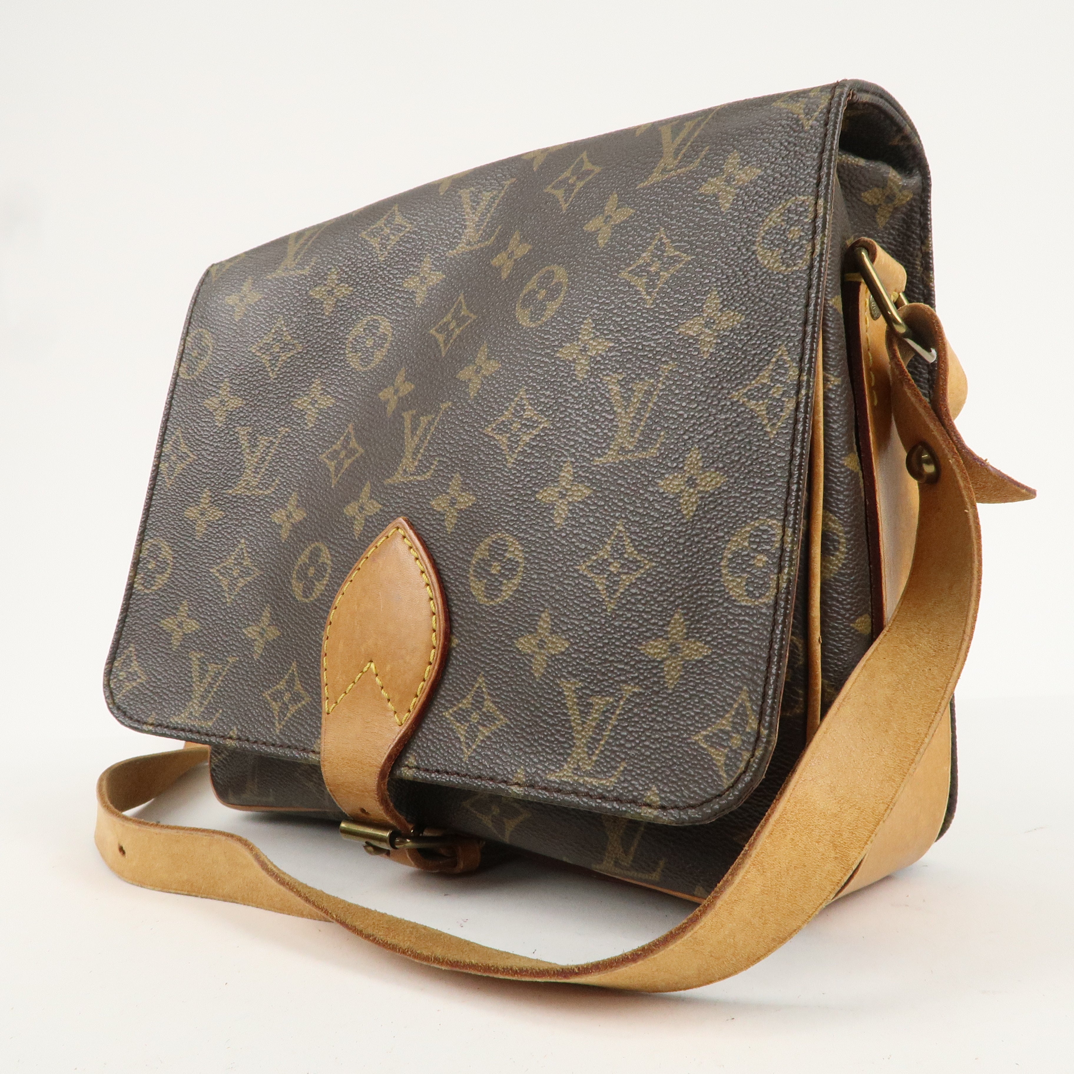 Louis Vuitton Monogram Cartouchiere 26 Shoulder Bag M51252