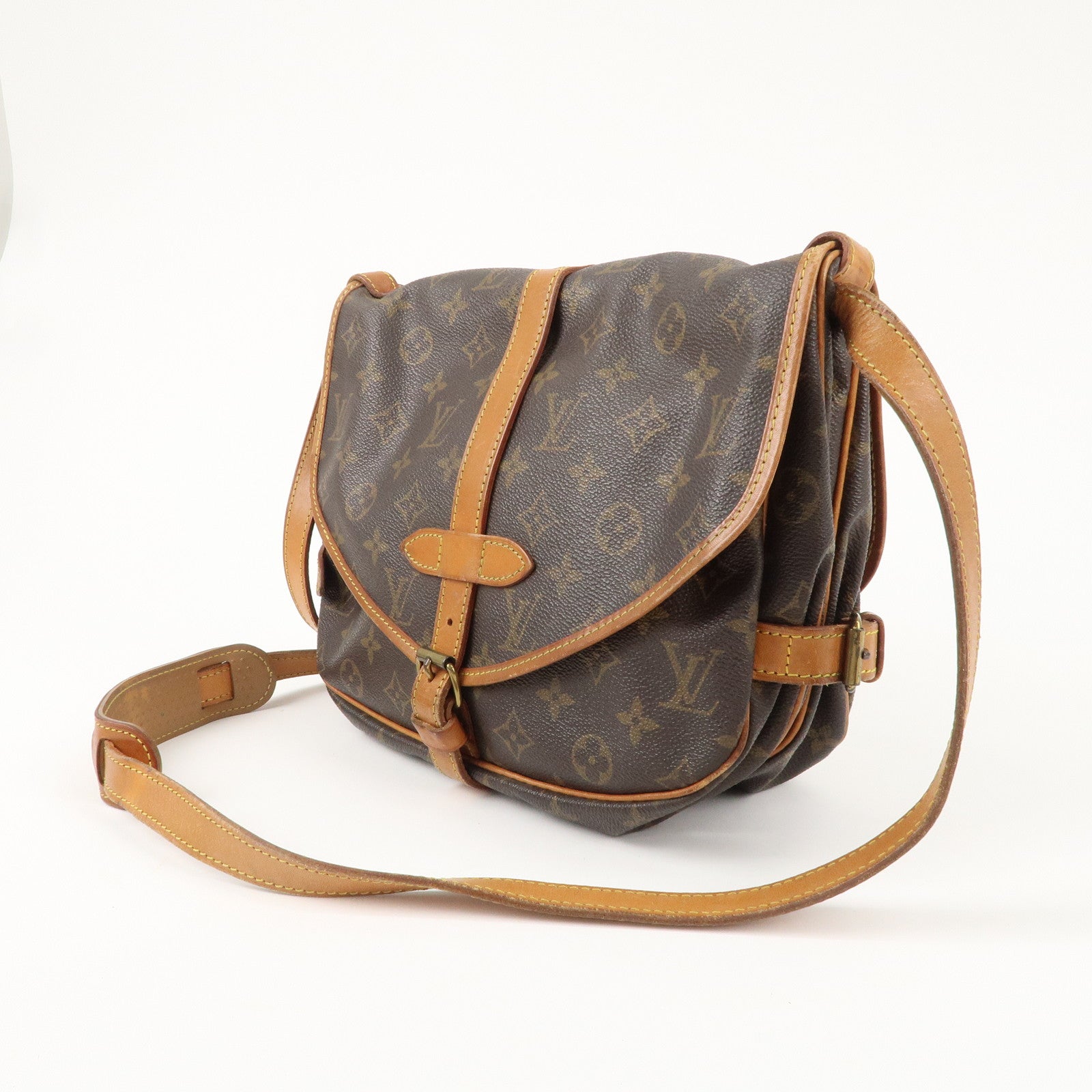 Louis Vuitton Monogram Saumur 30 Crossbody Bag M42256