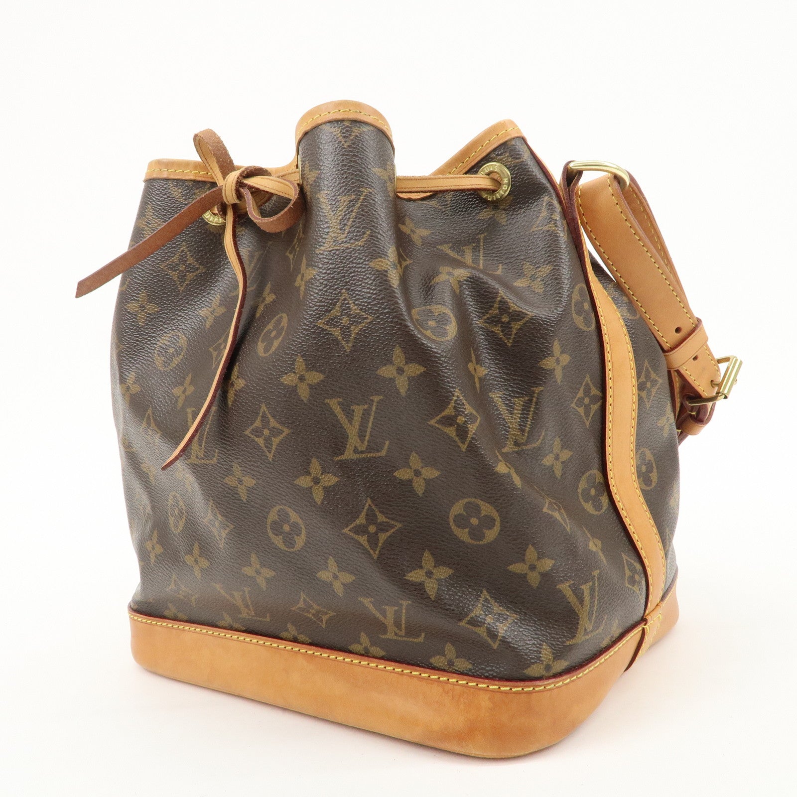 Louis Vuitton Monogram Petit Noe New Model Shoulder Bag M46984 Used