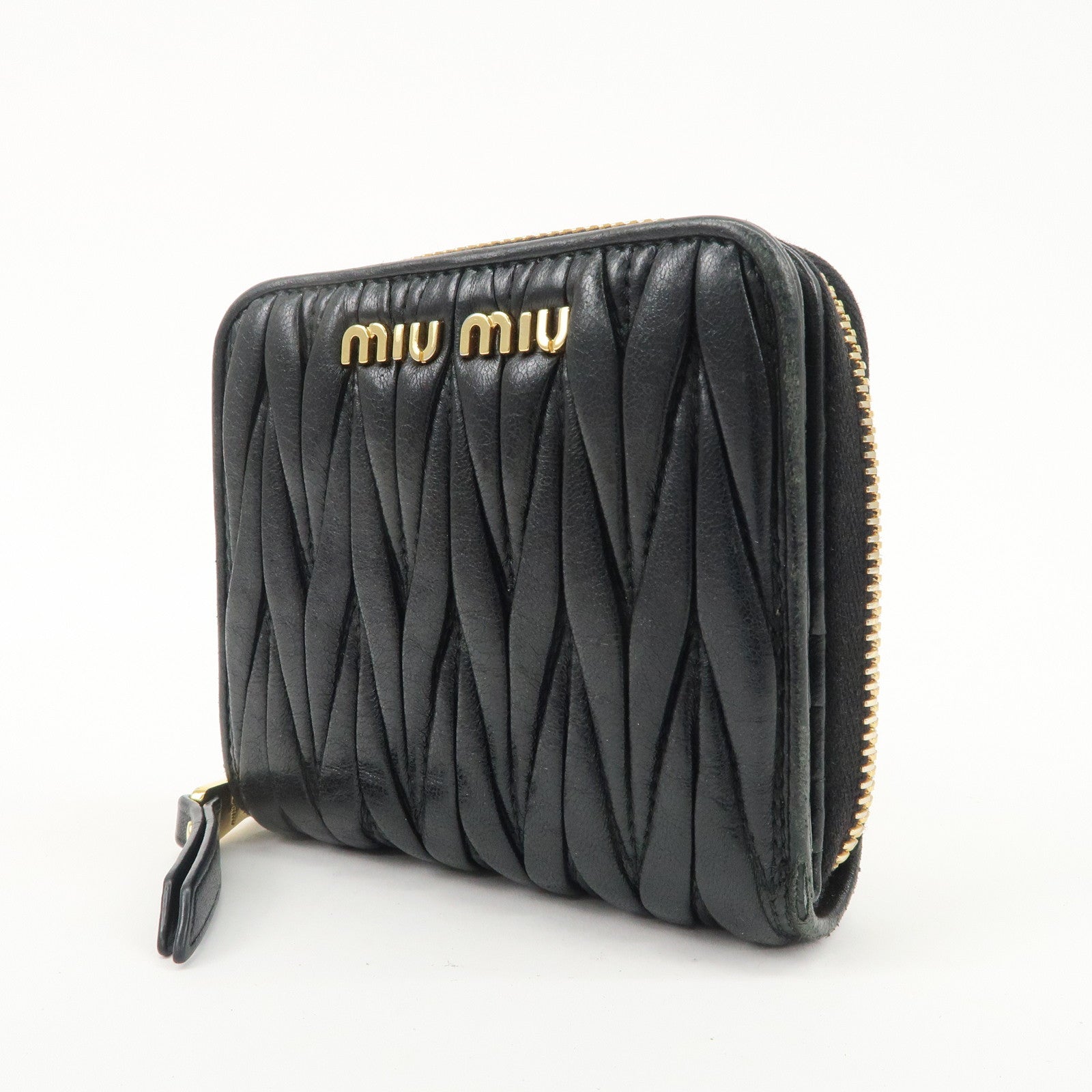 MIU MIU Matelasse Leather Bi-fold Wallet Black 5ML522 Used