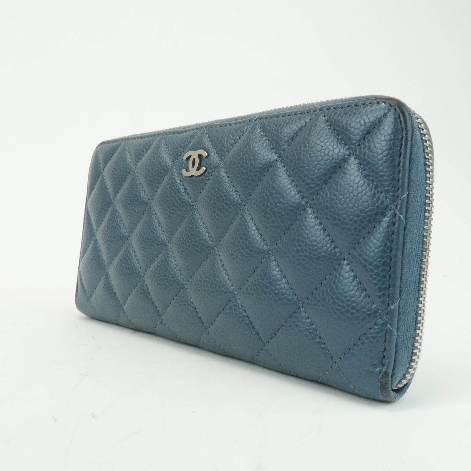 CHANEL Matelasse Caviar Skin Round Zippy Long Wallet Blue A50097