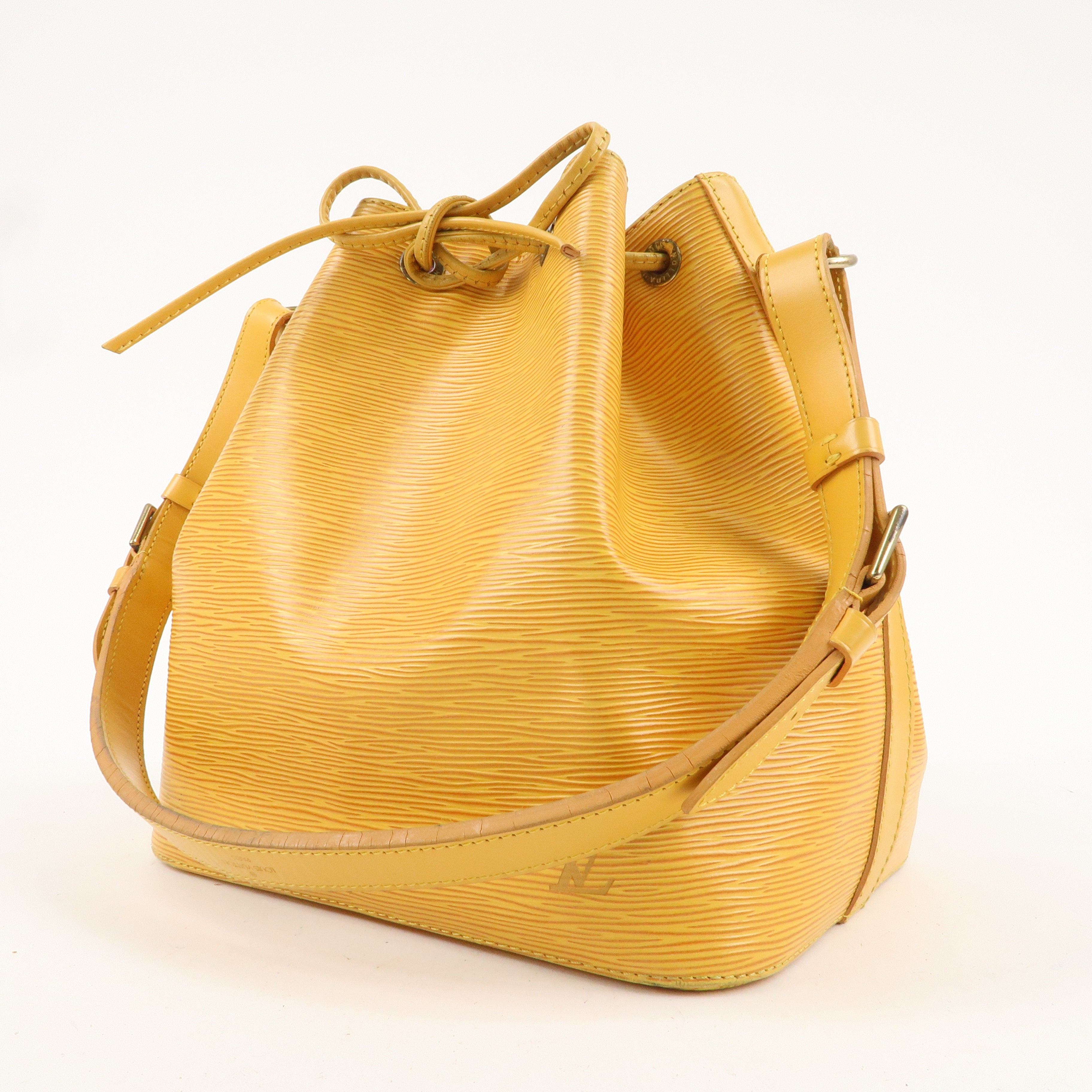 Louis Vuitton Epi Leather Noe Shoulder Bag Tassili Yellow M44009