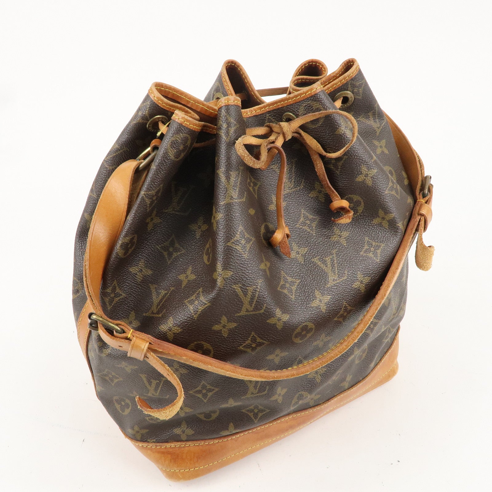 Louis Vuitton Monogram Noe Shoulder Bag Hand Bag Brown M42224