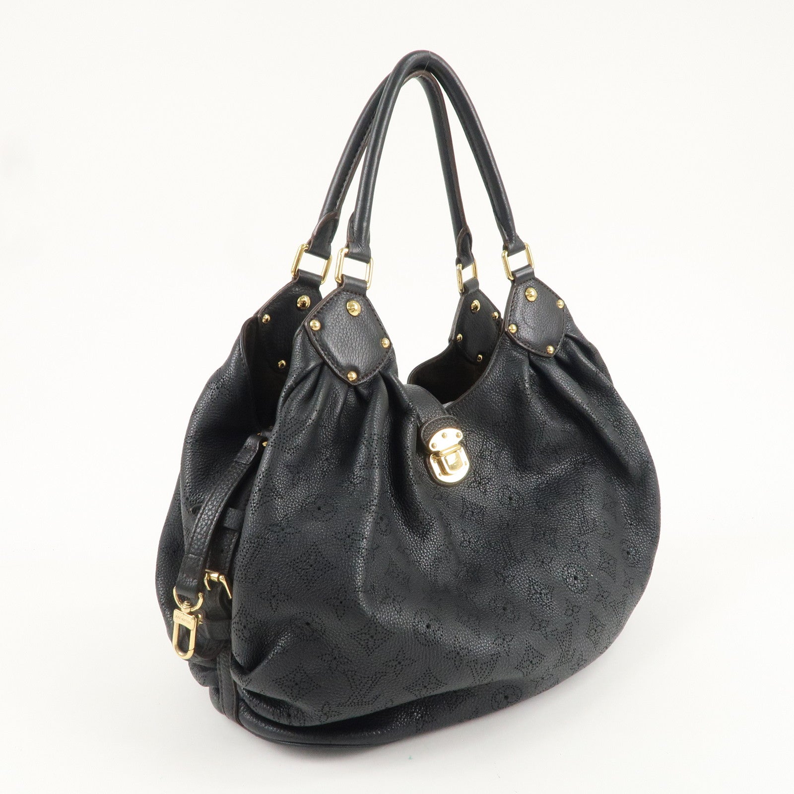 Louis Vuitton Monogram Mahina Size L Shoulder Bag Noir M95765