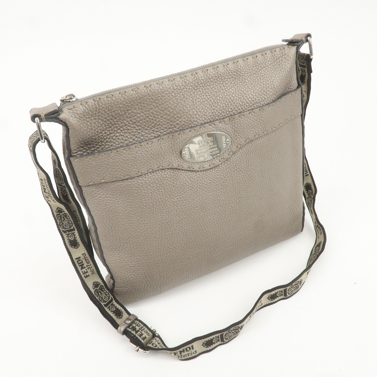 FENDI Selleria Leather Shoulder Bag Crossbody Bag Gray 8BT109