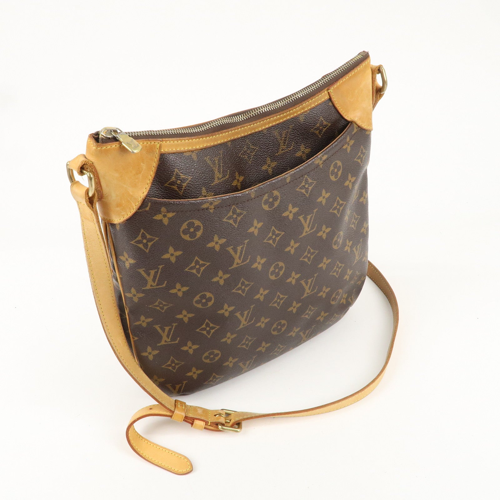 Louis Vuitton Monogram Odeon MM Crossbody Shoulder Bag M56389