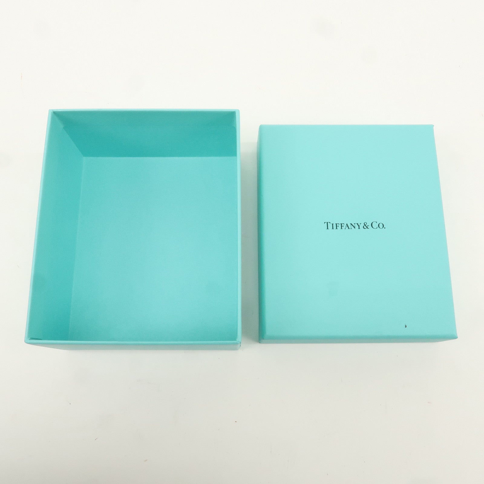 Tiffany&Co. Jewelry Box For Necklaces Display Box Tiffany Blue