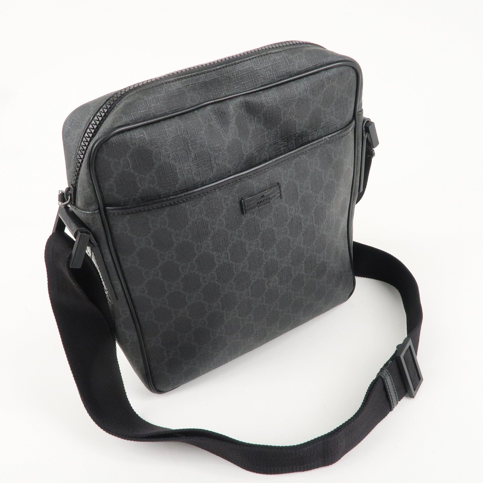 GUCCI GG Supreme Leather Shoulder Crossbody Bag Black 162907