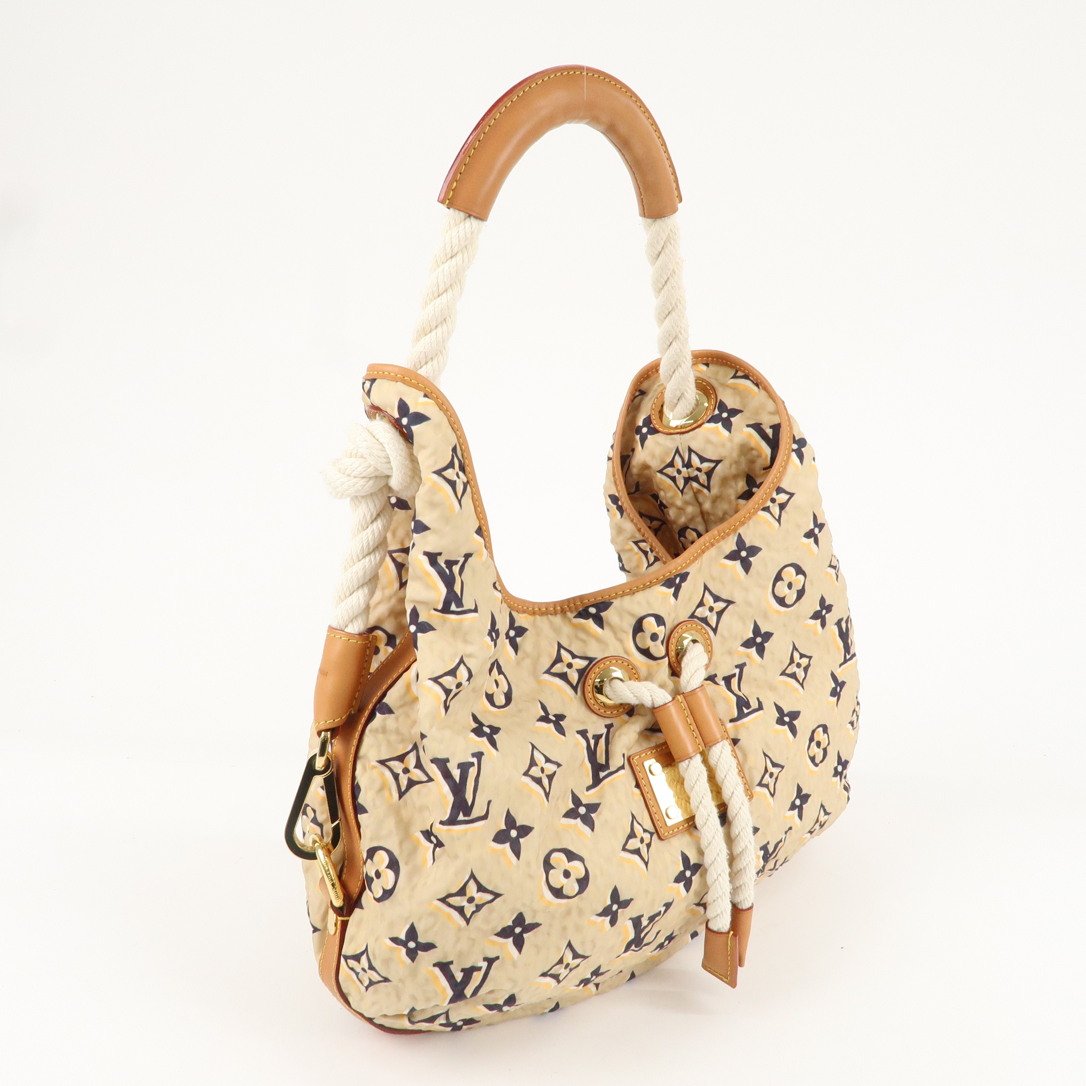 Louis Vuitton Cruise Line Bull MM Shoulder Bag M40236