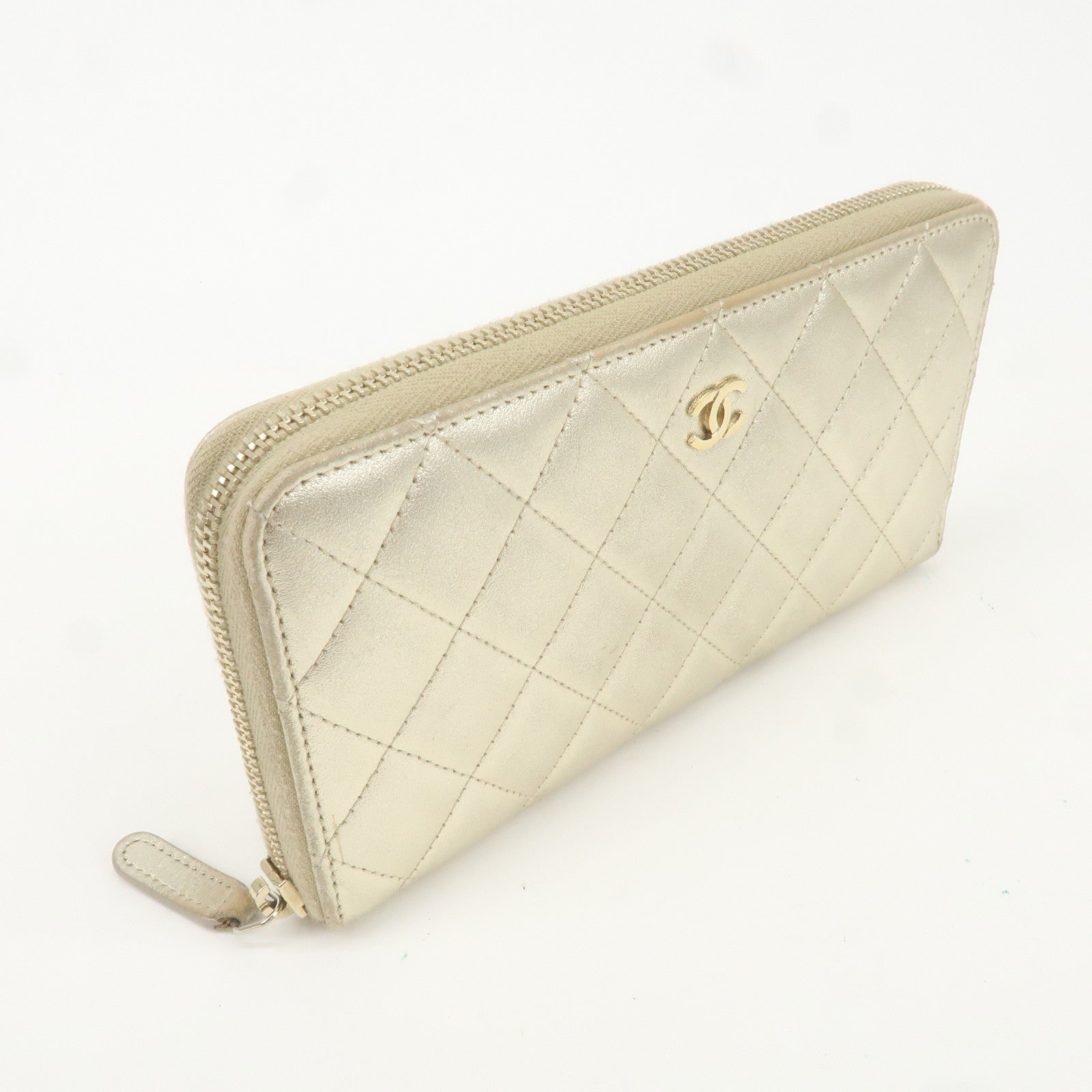 CHANEL Matelasse Caviar Skin Long Wallet Zip Around Gold A50097