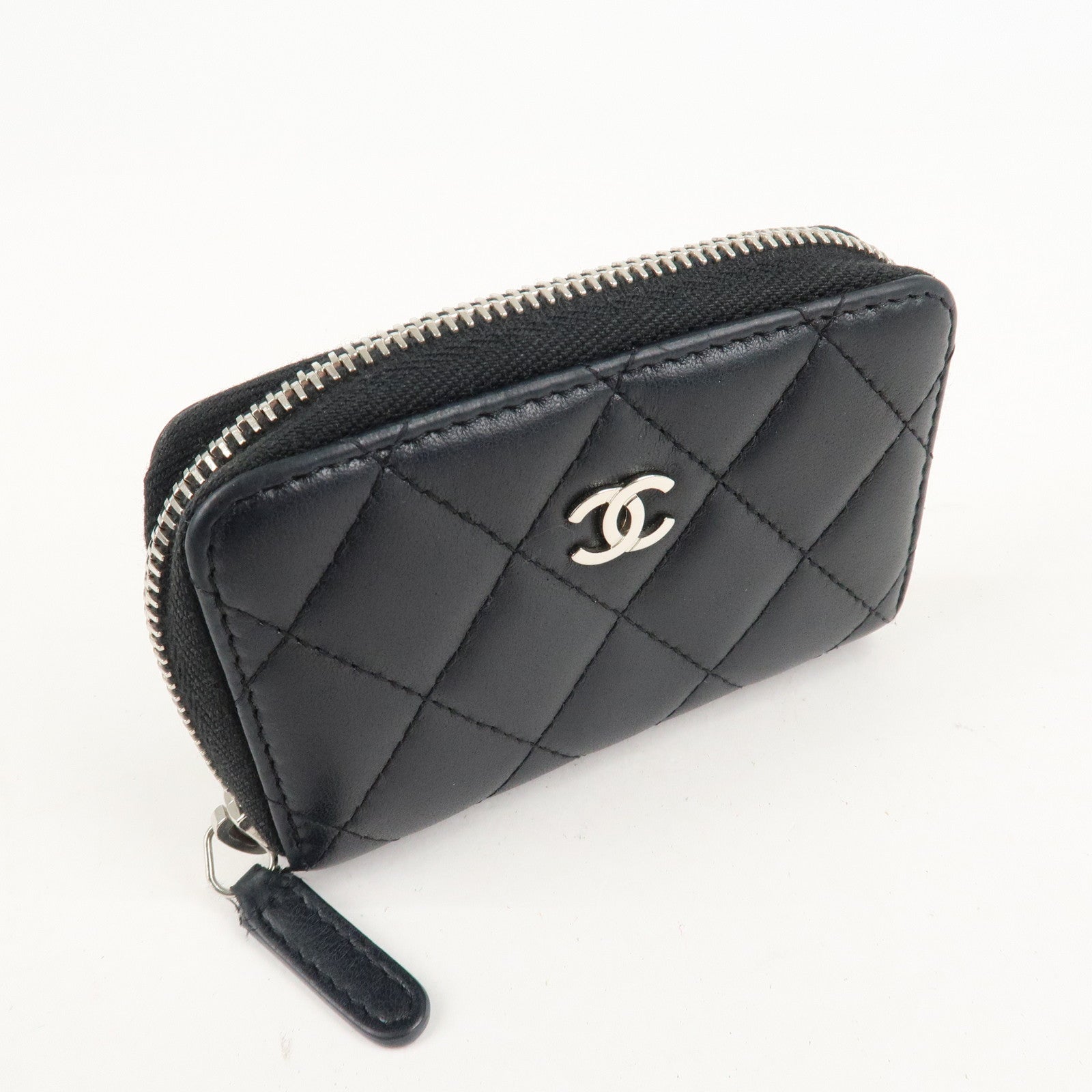 CHANEL COCO Mark Matelasse Lamb Skin Coin Case Black AP0216 Used