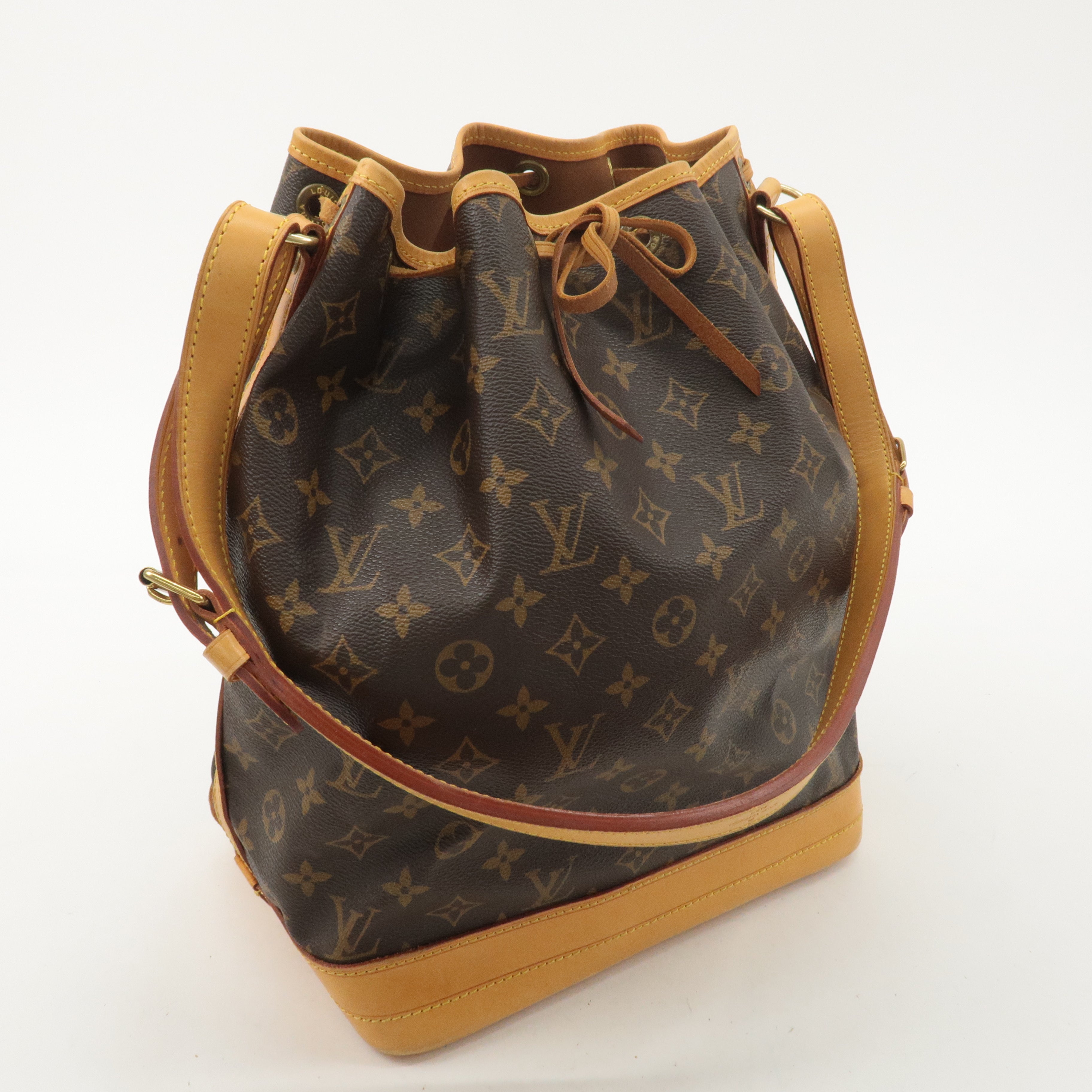 Louis Vuitton Monogram Noe Shoulder Bag Hand Bag Brown M42224