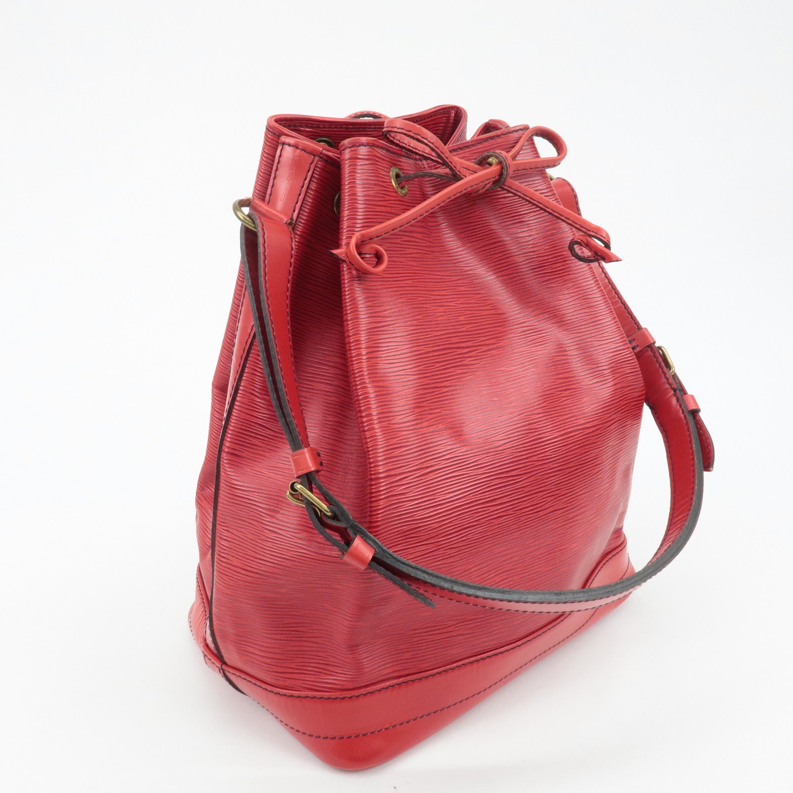 Louis Vuitton Epi Noe Shoulder Bag Castilian Red M44007