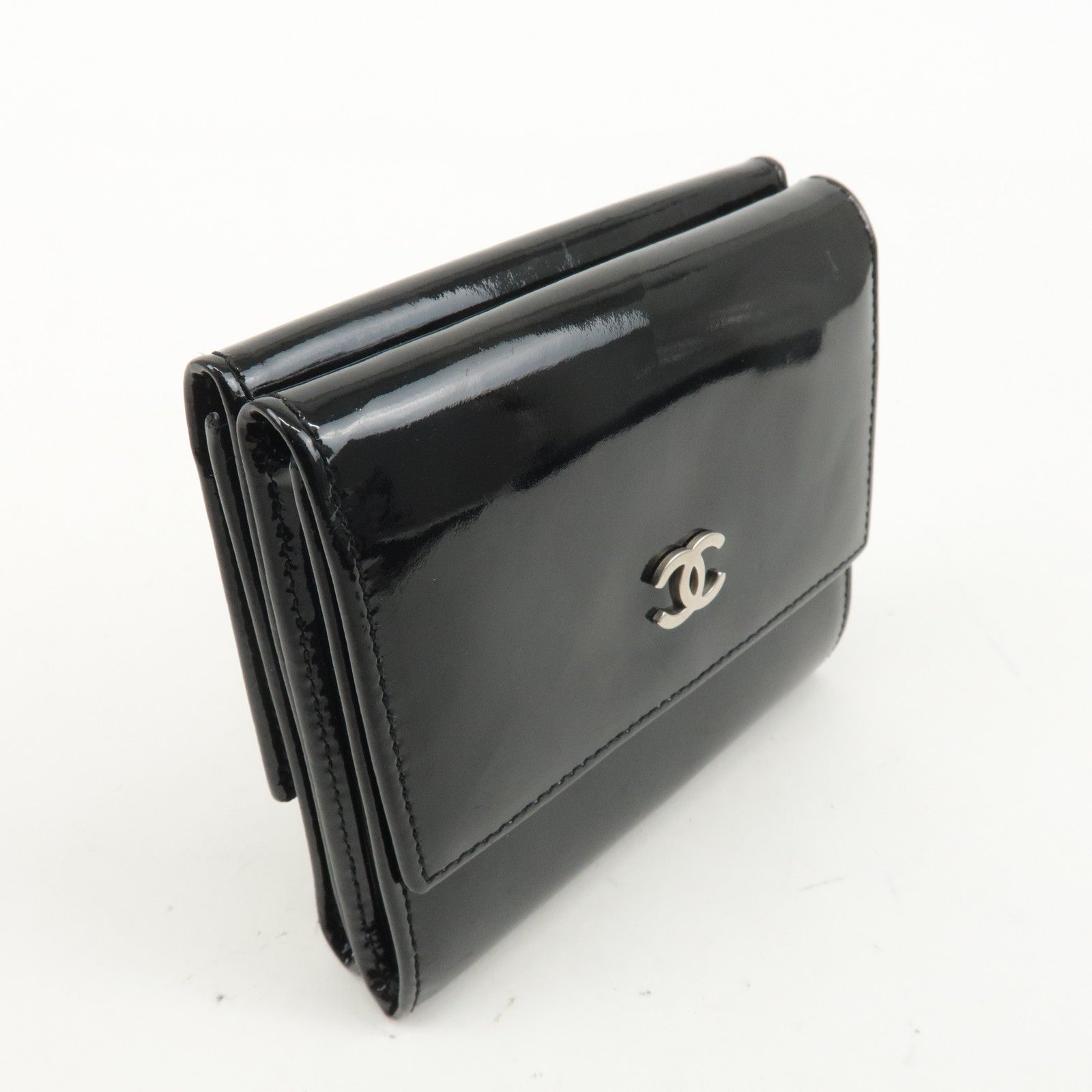 CHANEL Patent Leather Tri-fold Wallet Black