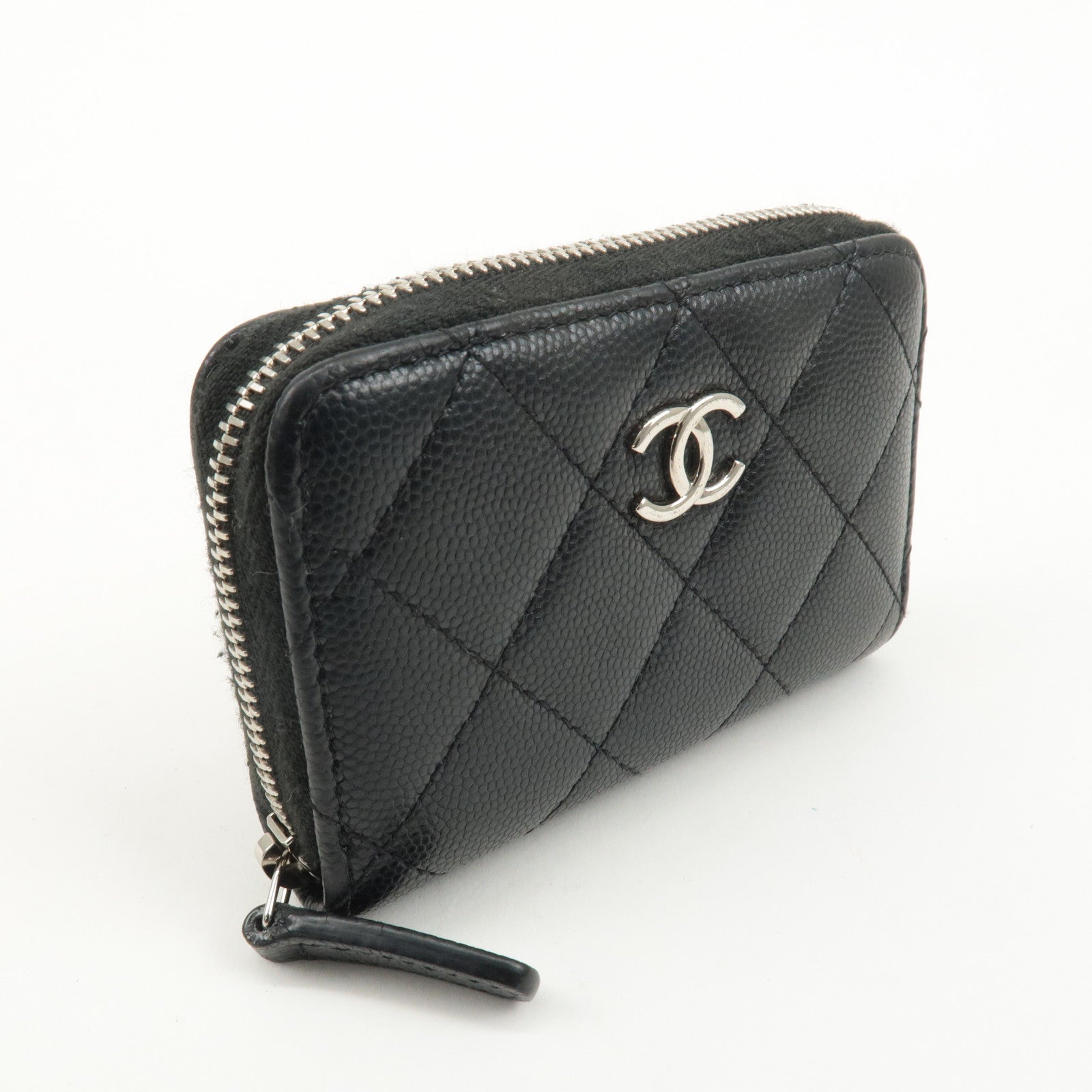 CHANEL Matelasse Caviar Skin Round Zipper Coin Case Black A69271