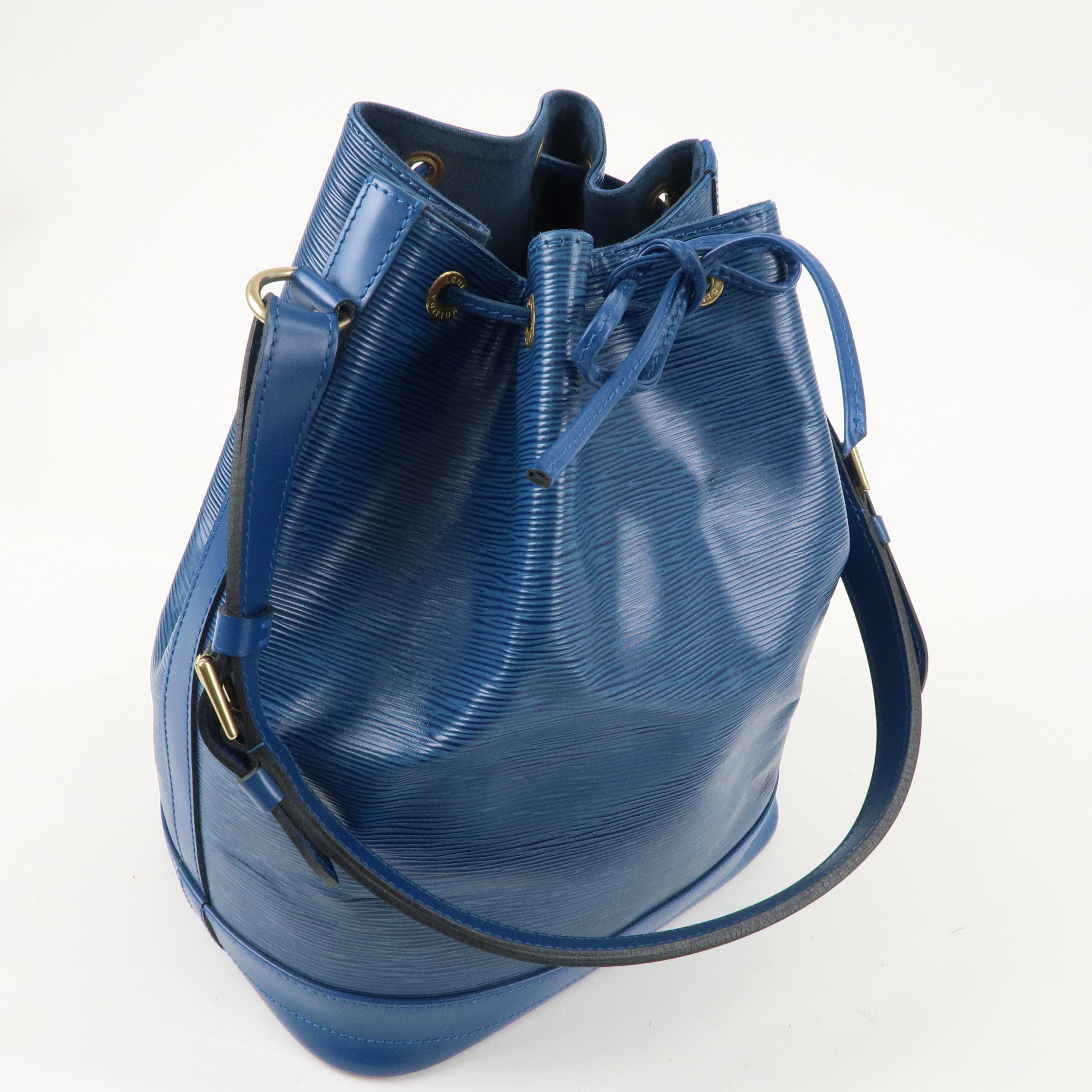 Louis Vuitton Epi Noe Shoulder Bag Toledo Blue M44005