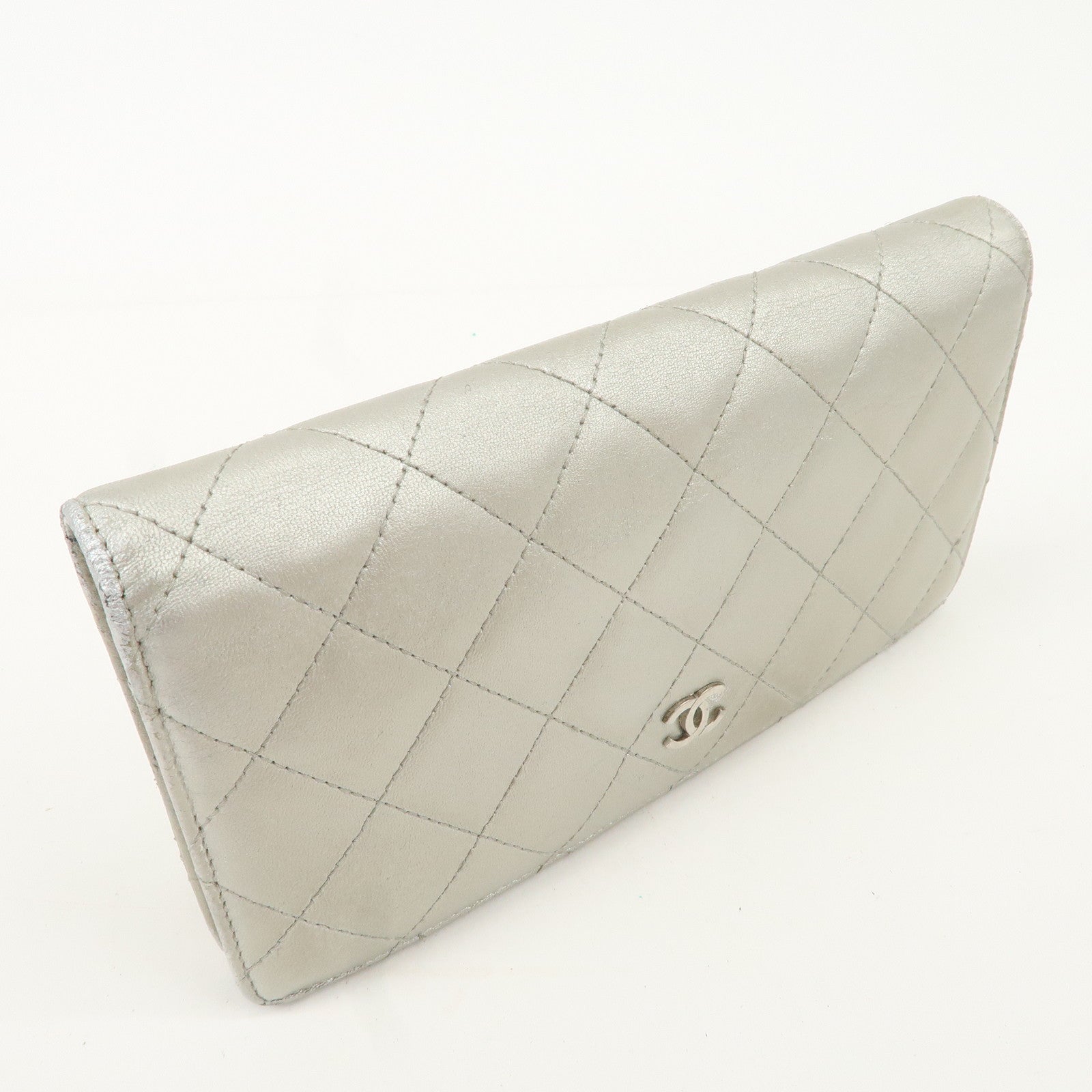 CHANEL Matelasse Lamb Skin Bi-fold Long Wallet Silver A31509 Used