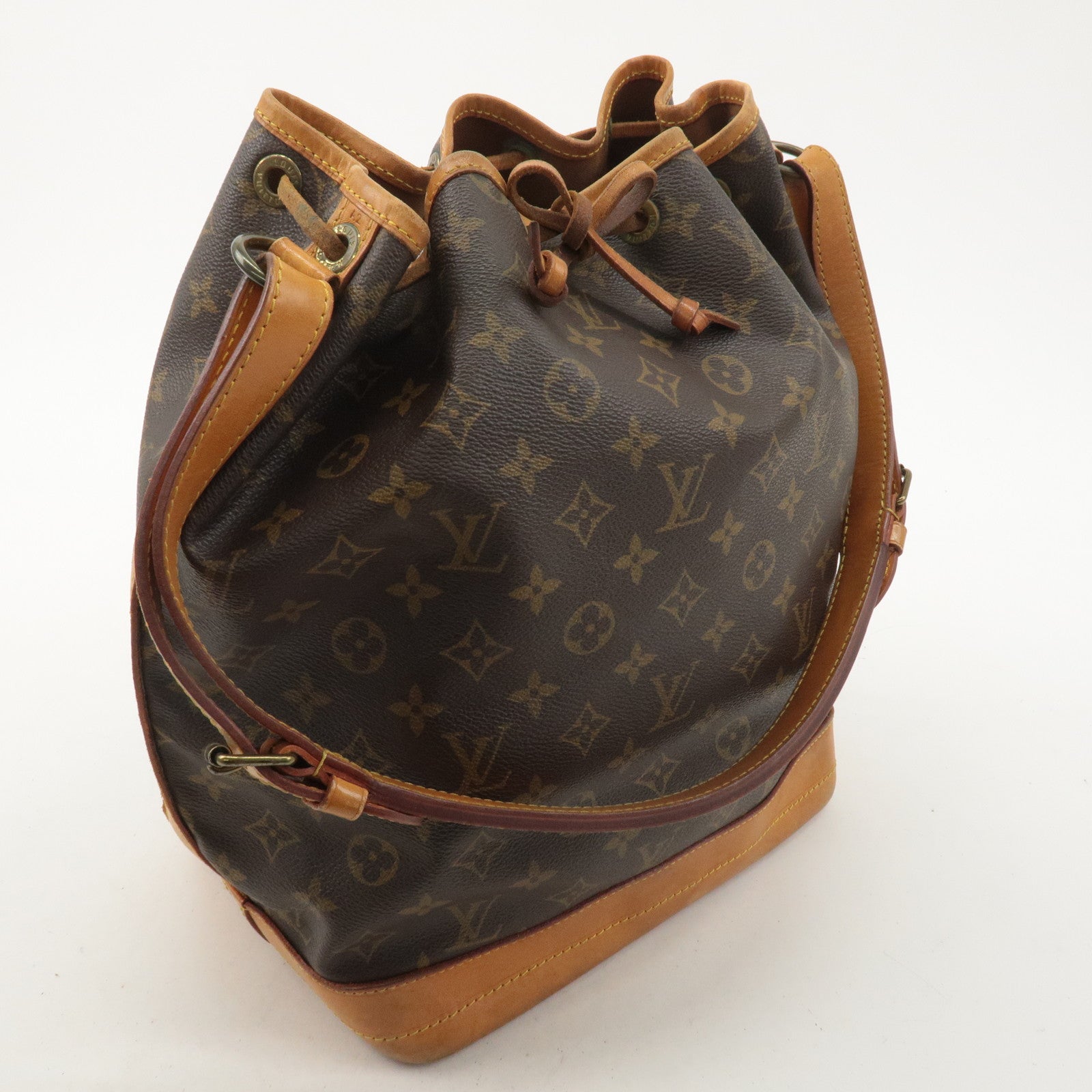 Louis Vuitton Monogram Noe Shoulder Bag Hand Bag Brown M42224