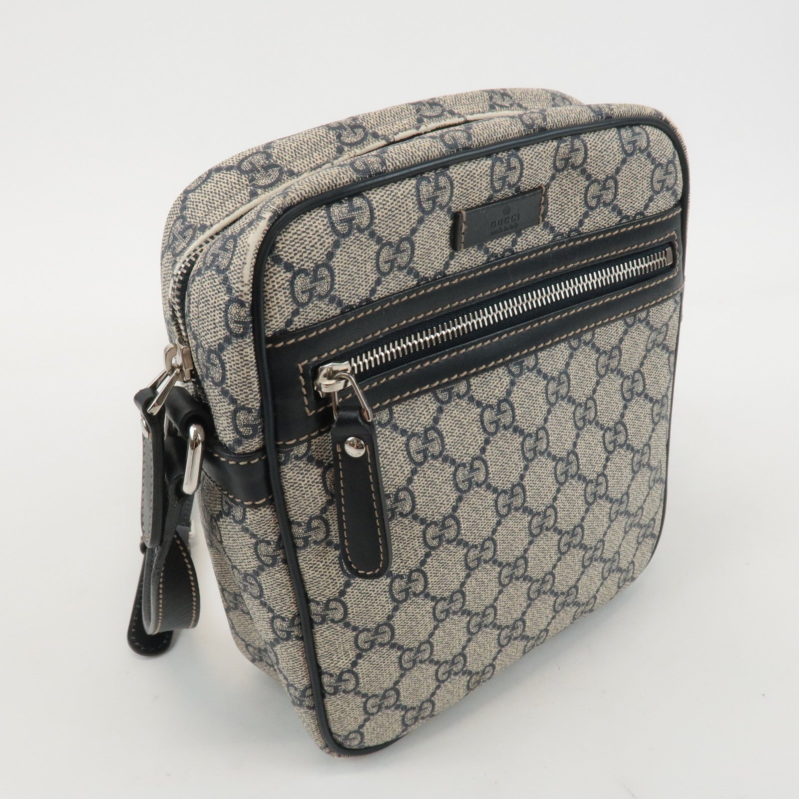 GUCCI GG Supreme Leather Shoulder Bag Navy Beige 233268