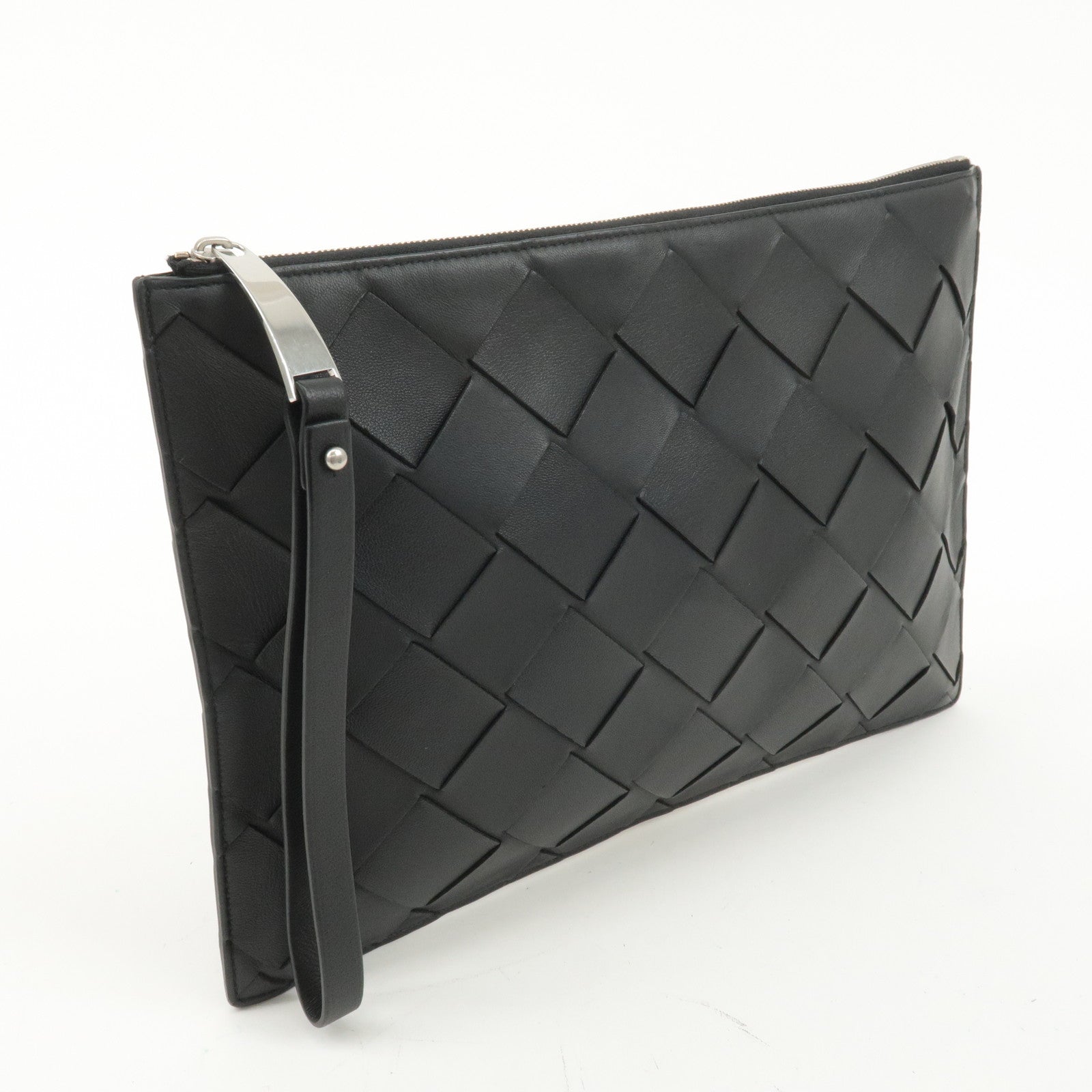 BOTTEGA VENETA Maxi Intrecciato Leather Clutch Bag Black