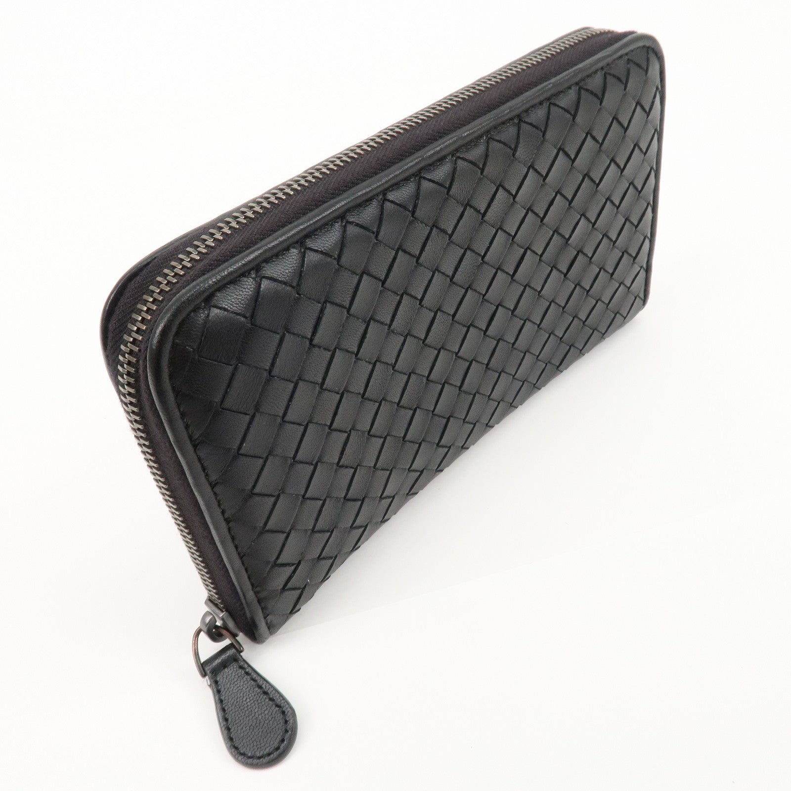 BOTTEGA VENETA Intrecciato Leather Round Zipper Long Wallet 114076