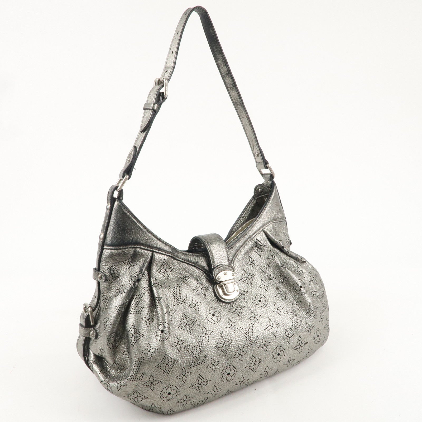 Louis Vuitton Monogram Mahina XS Shoulder Bag Argent M95718