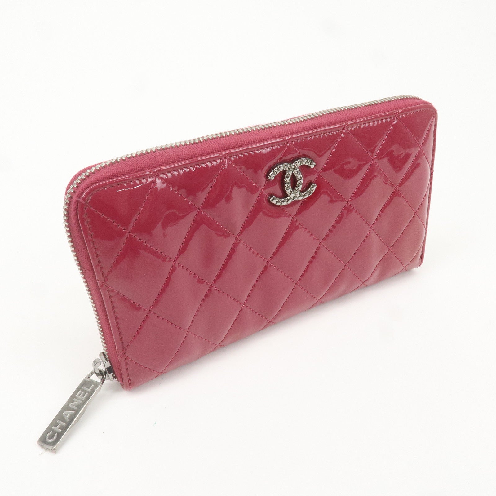 CHANEL Matelasse Patent Leather COCO Mark Round Zipper Long Wallet