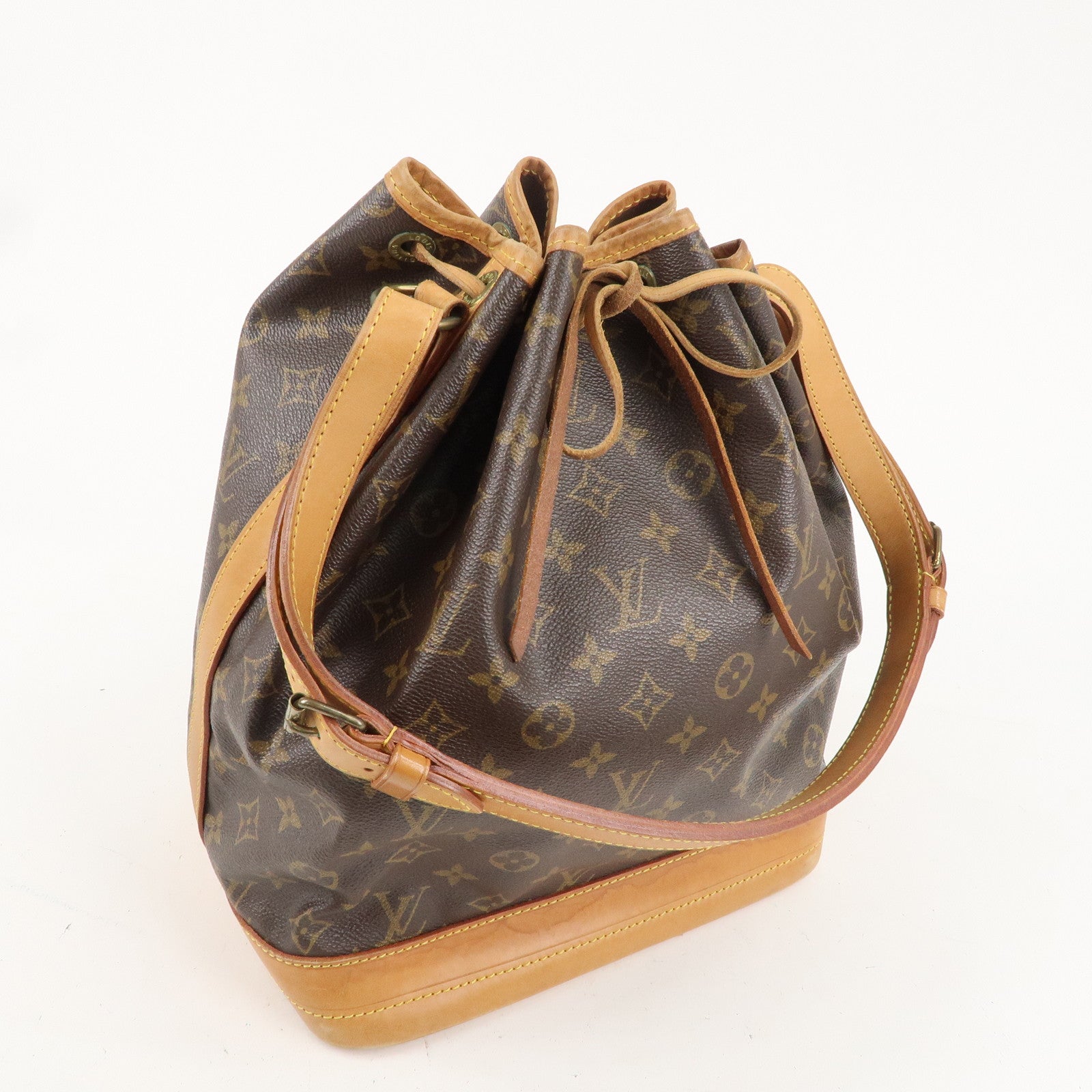 Louis Vuitton Monogram Noe Shoulder Bag Hand Bag Brown M42224