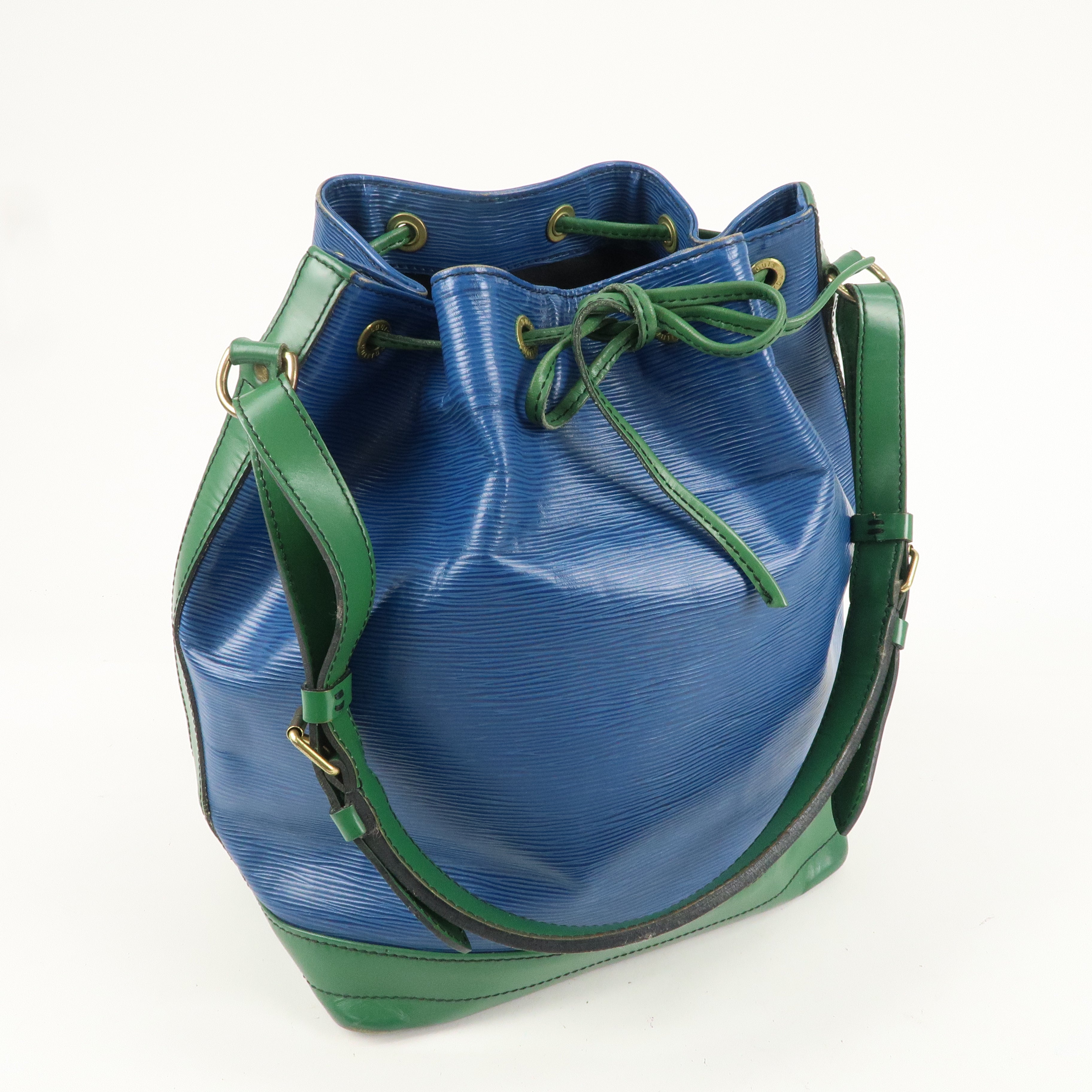 Louis Vuitton Epi Bi-Color Noe Shoulder Bag Blue Green M44044