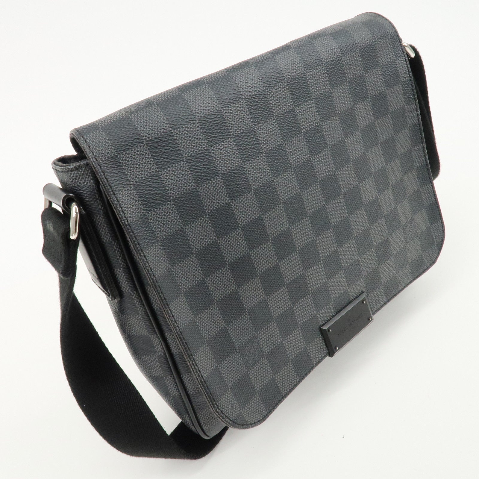 Louis Vuitton Damier Graphite District PM Shoulder Bag N41260 Used