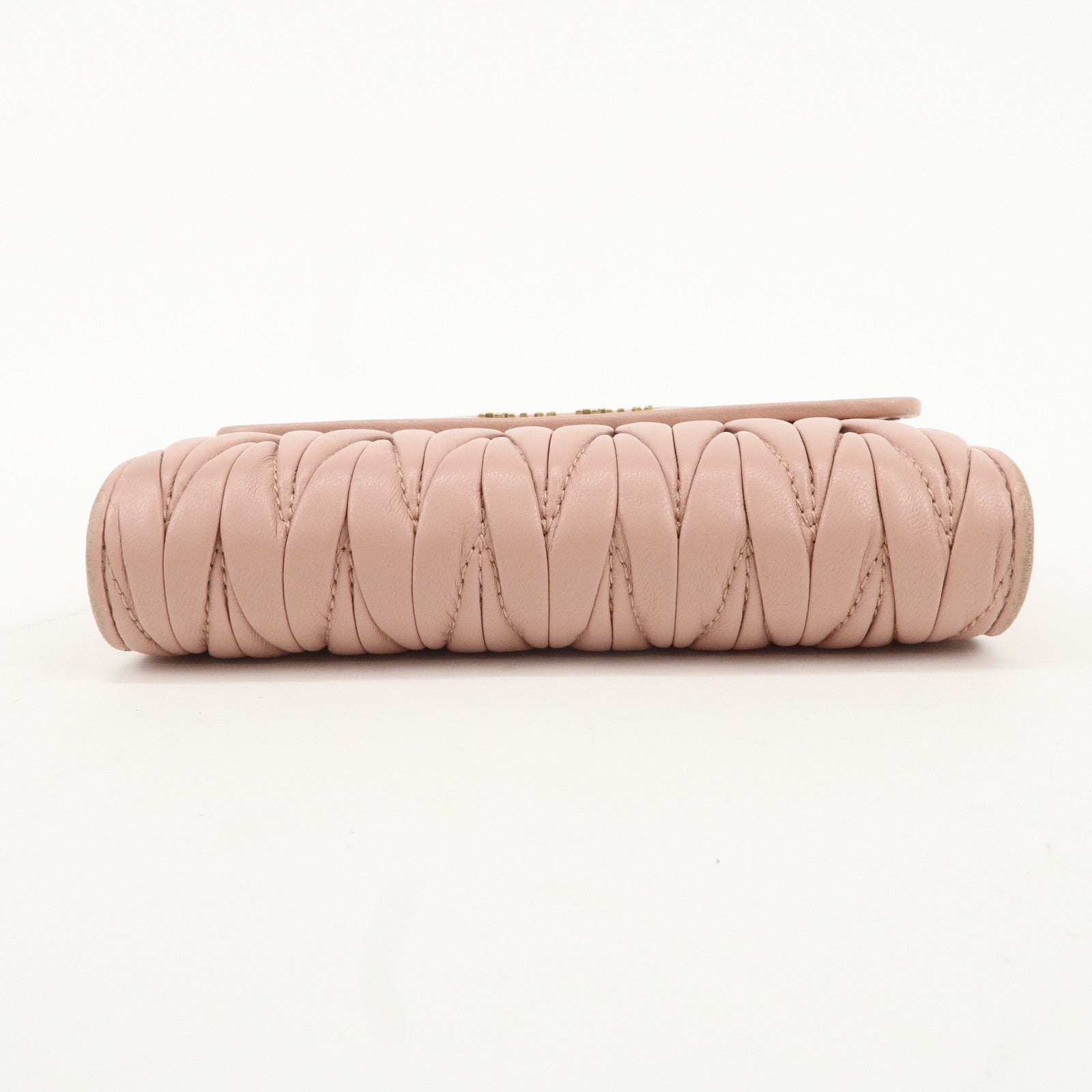 MIU MIU Matelasse Leather Round Zipper Bi-fold Wallet Pink