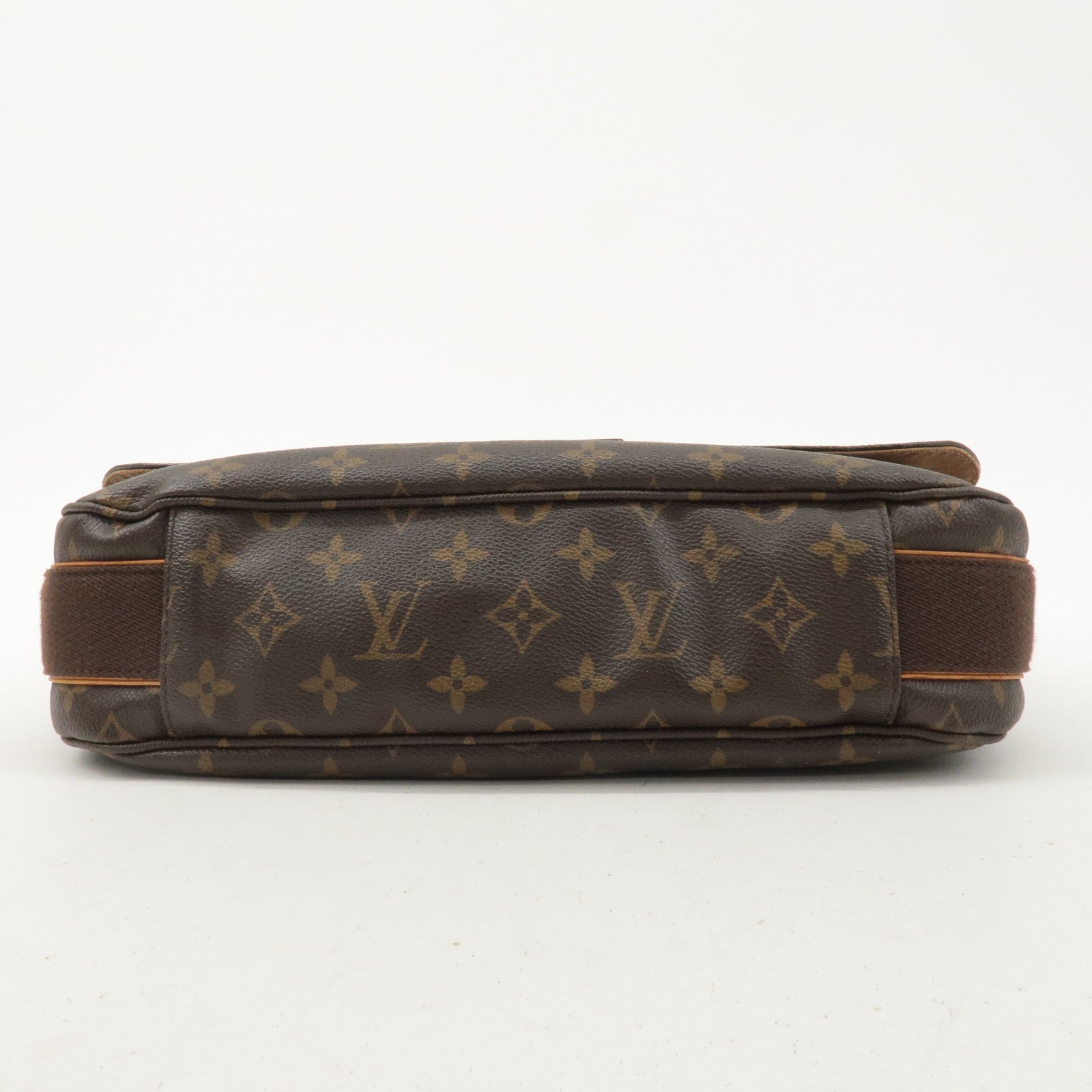 Louis Vuitton Monogram Messenger MM Beaubourg M97038